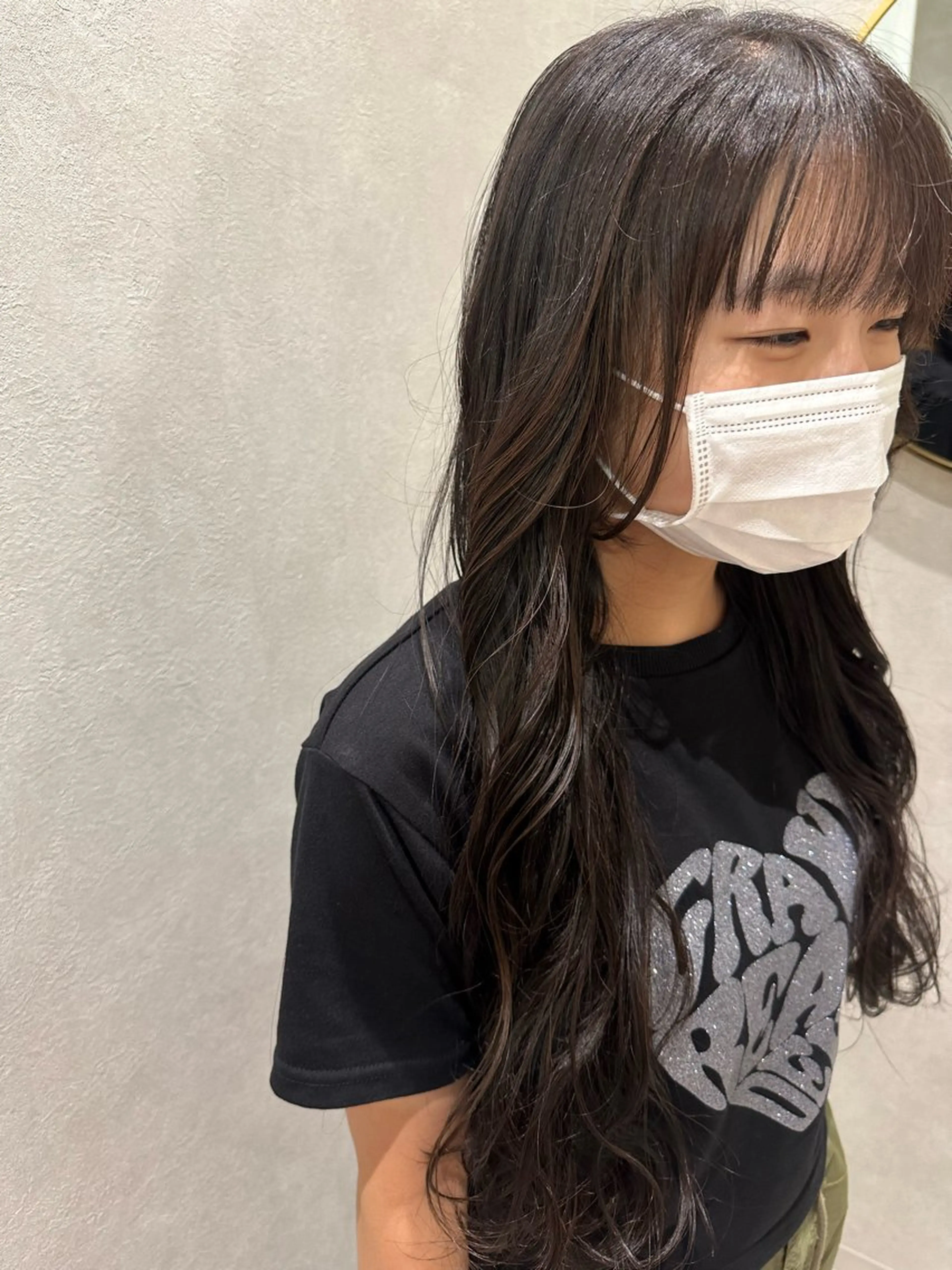 ロング 顔周りカット 小顔カット 小寺 唯希のヘアスタイル