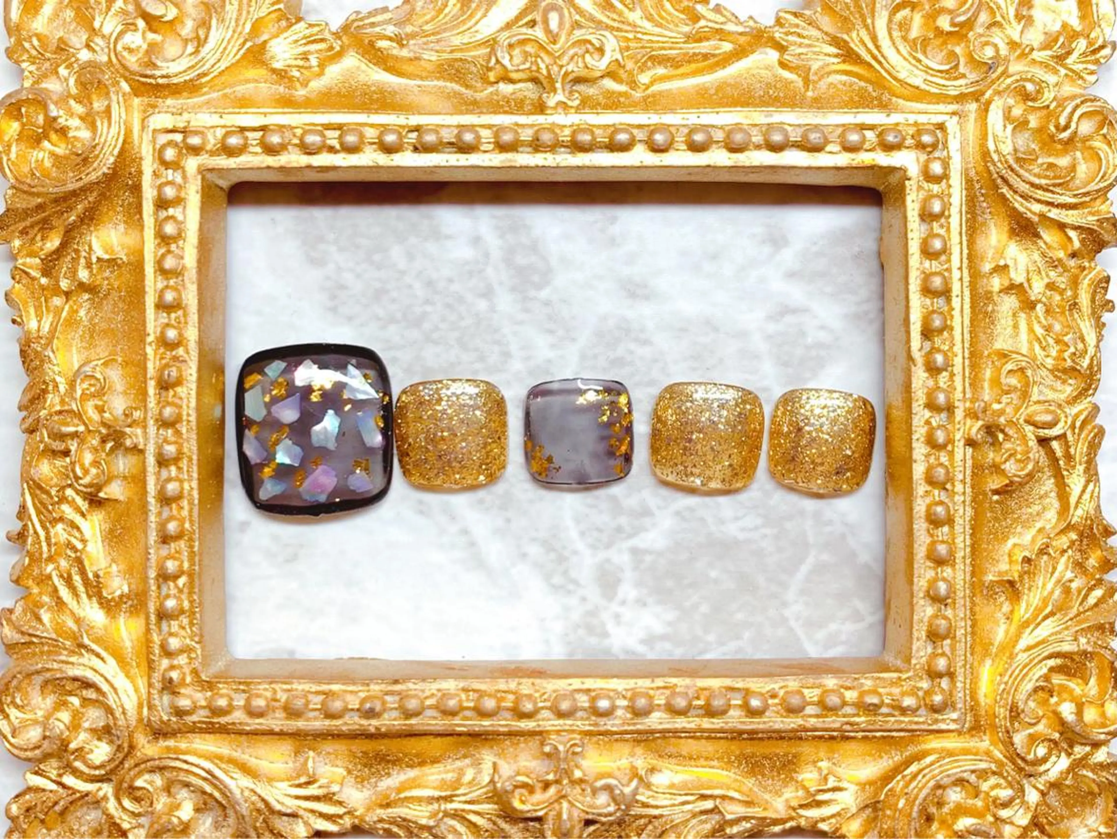 ネイル マジックミラー所属・マジック ミラーのネイルデザイン