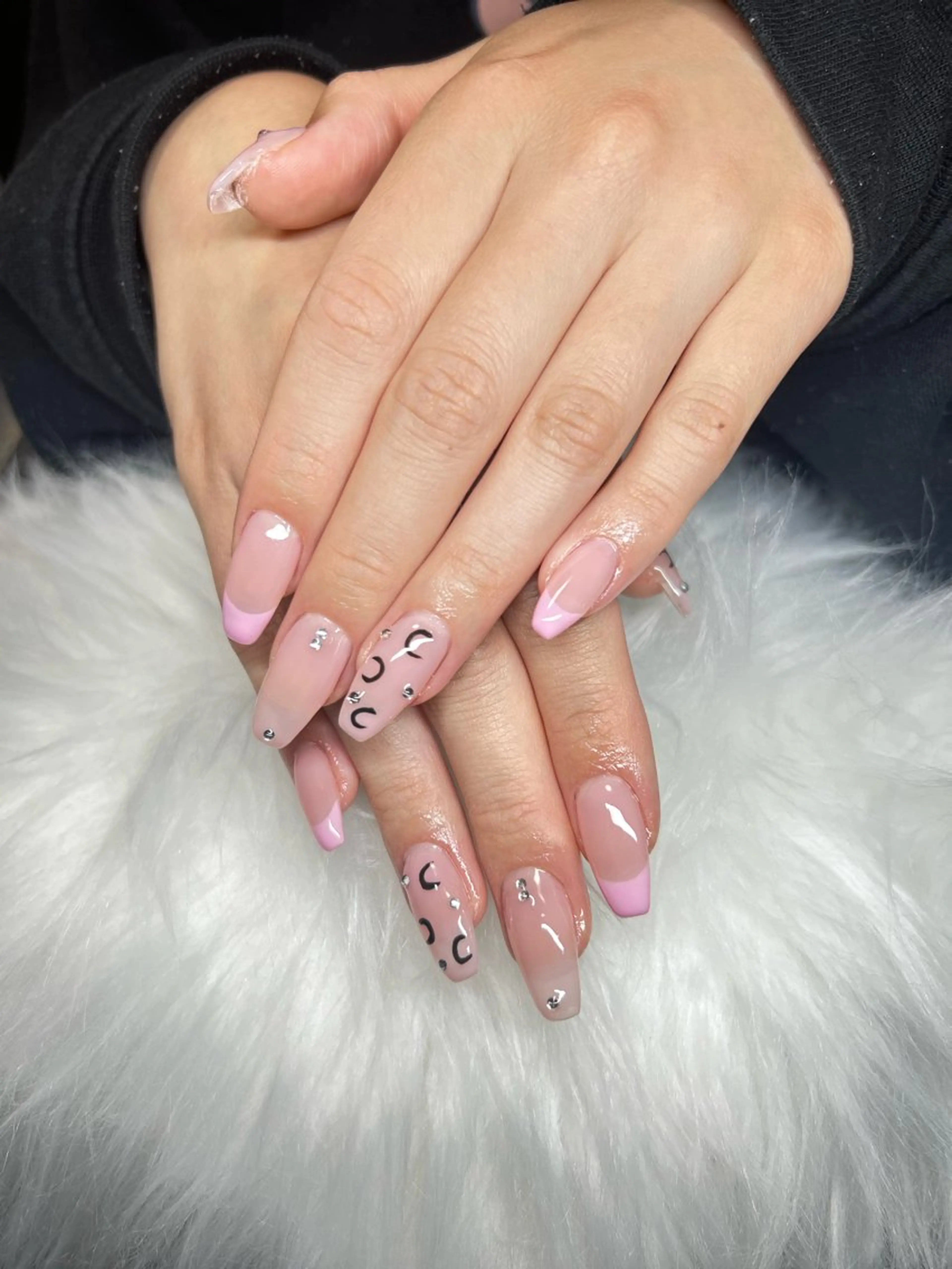 ネイル Queen Nail 　クイーンネイルのネイルデザイン