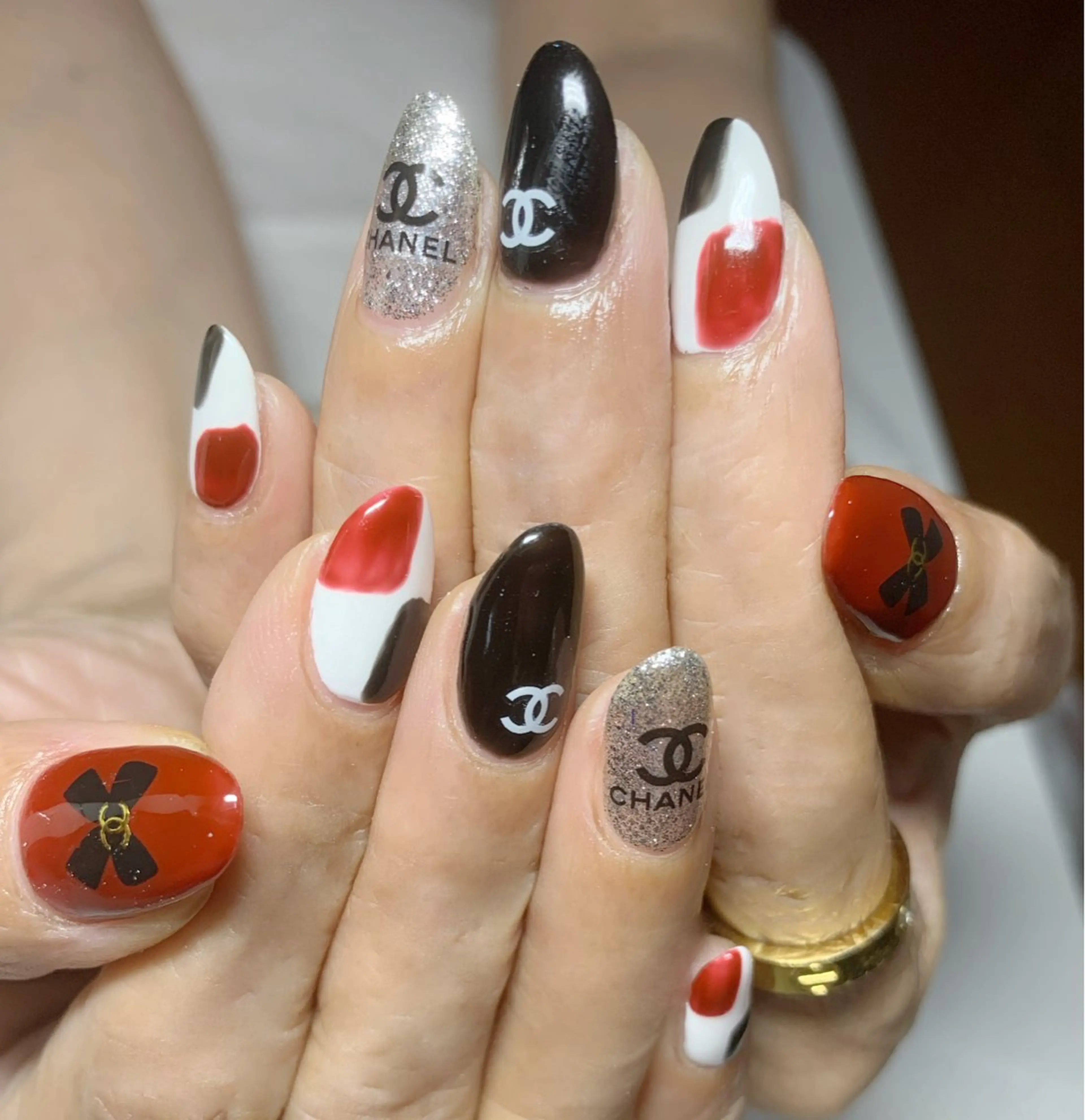 ネイル シンプルネイル ハンドネイル mira-cle大濱美容アカデミー所属・AI NAのネイルデザイン