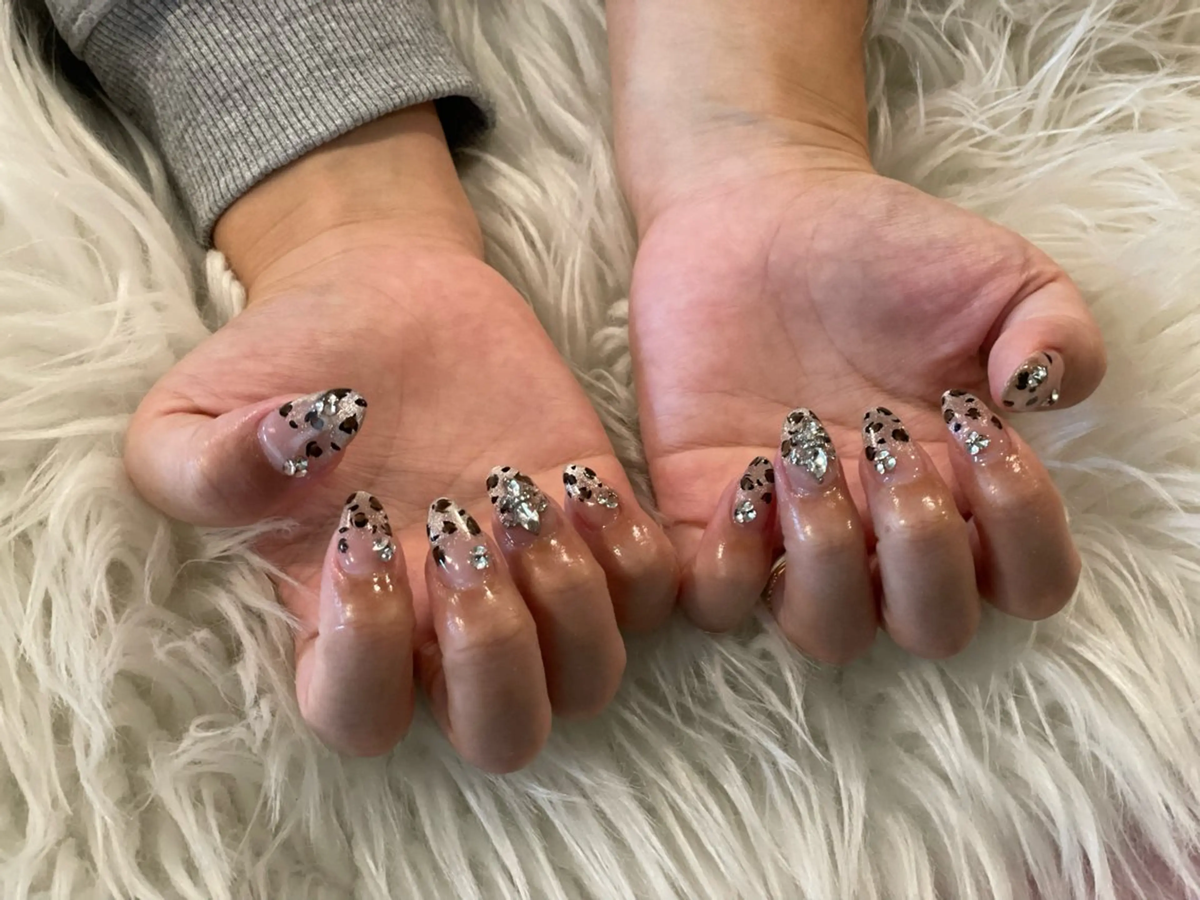 ネイル ハンドネイル 88-nail. AKANEのネイルデザイン