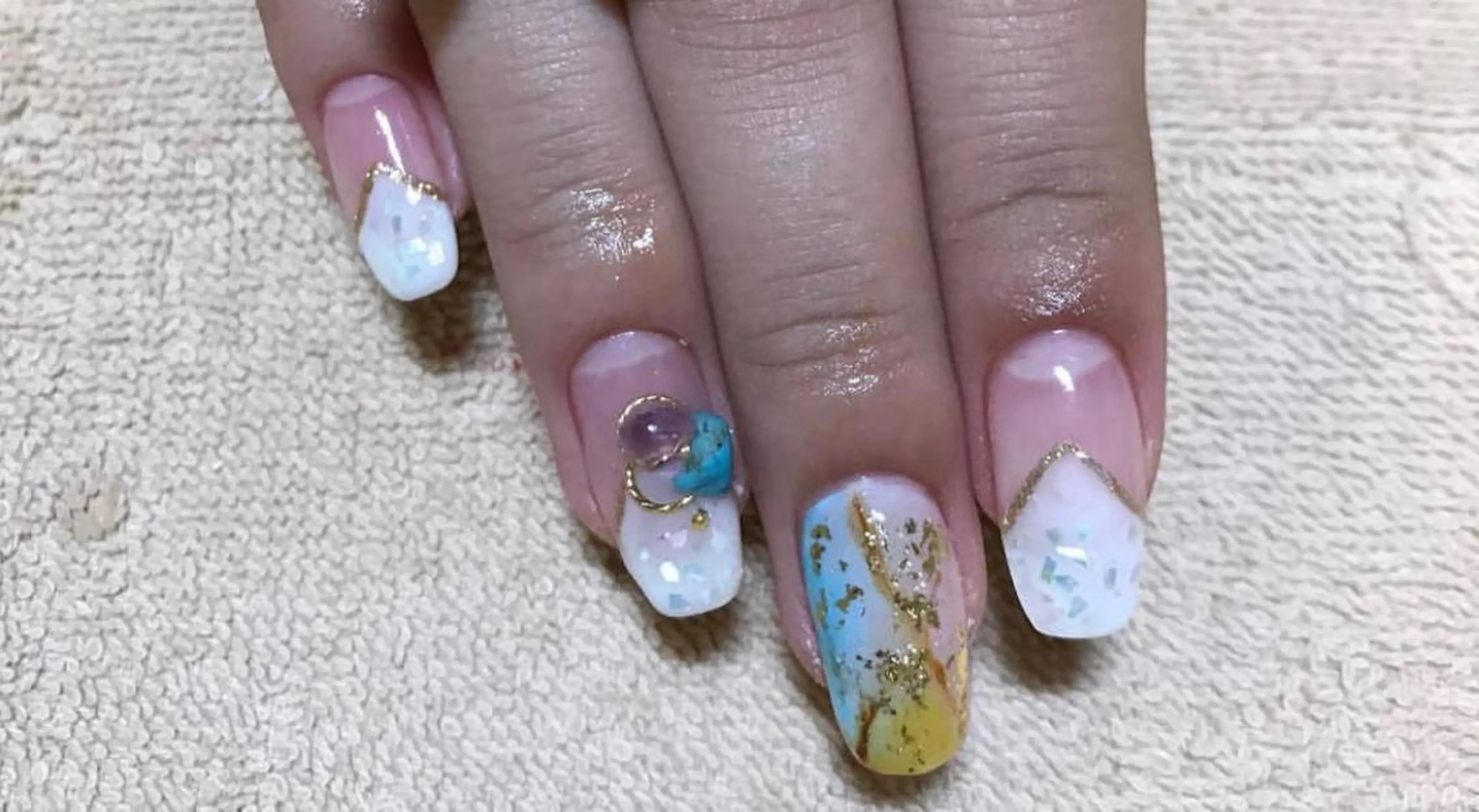 ネイル マルサンカクシカク所属・○△□ 守口市のネイルデザイン