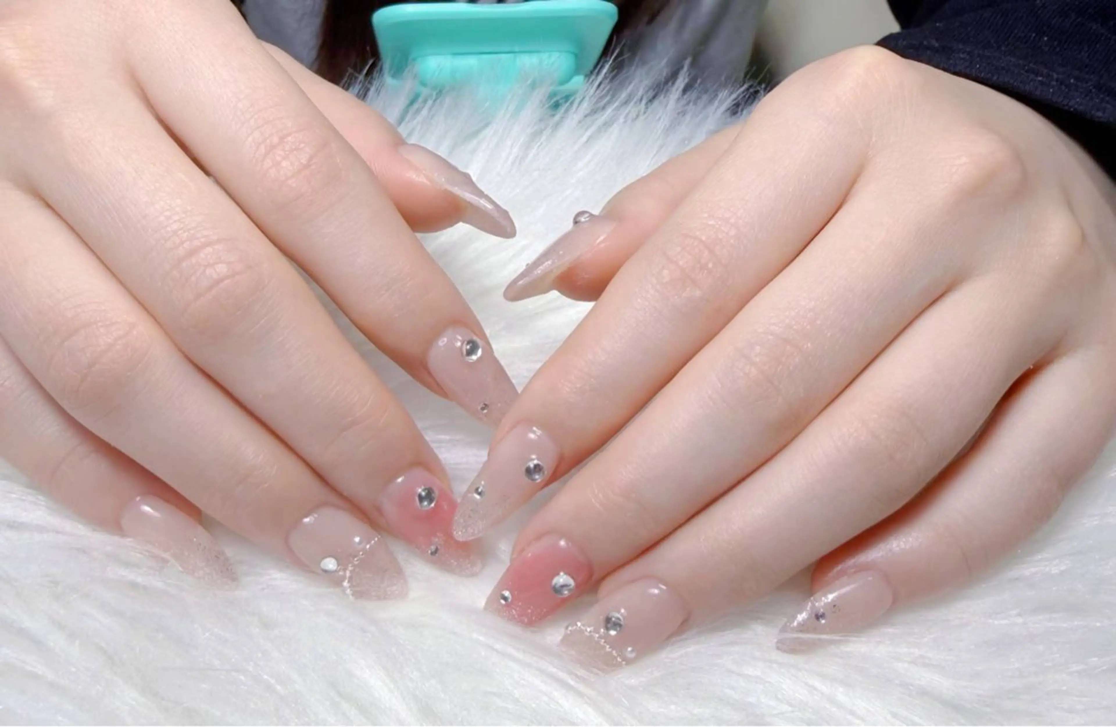 ネイル 小島 阿佑美のネイルデザイン