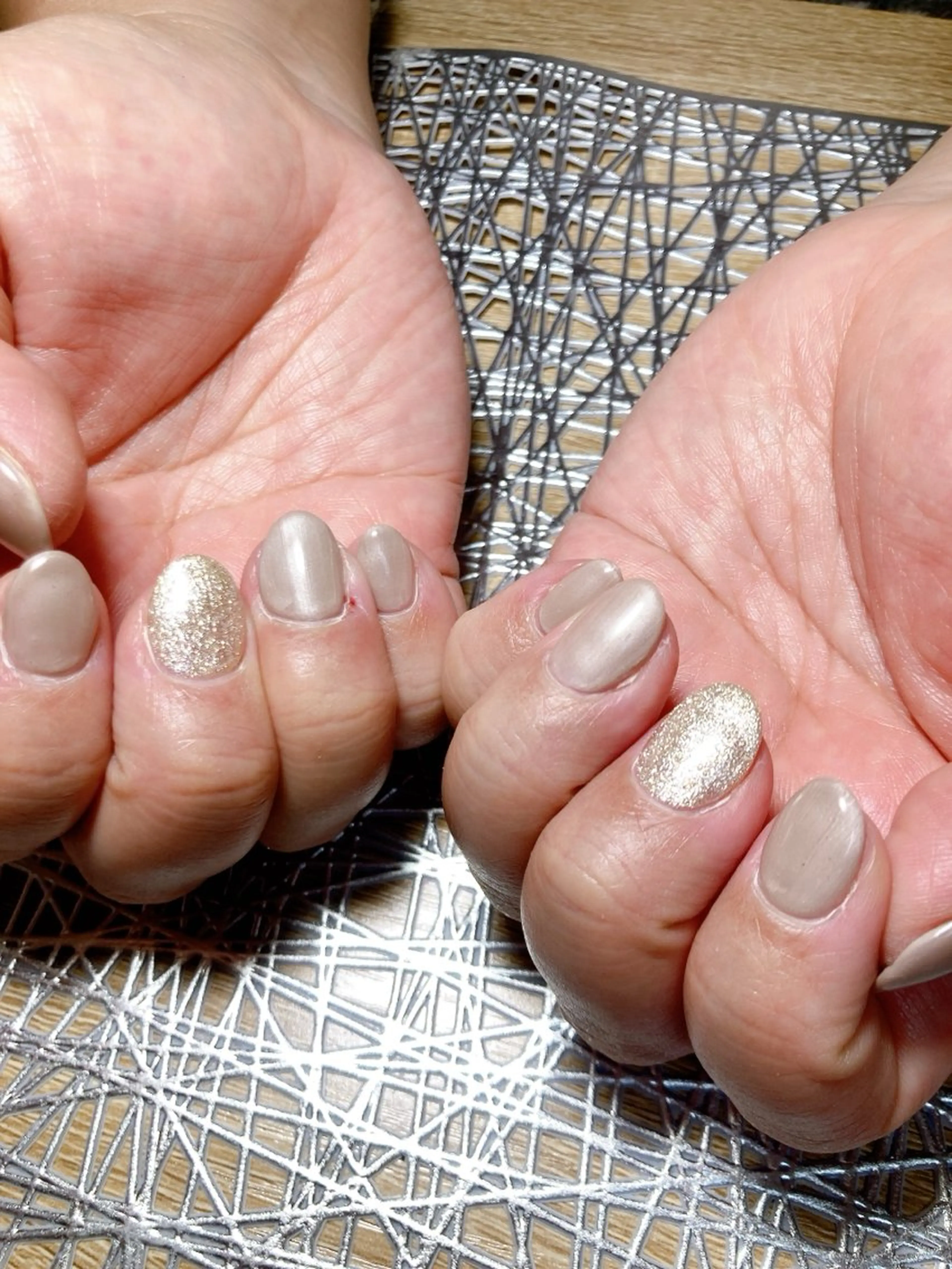 ネイル ECLAT エクラ所属・寺山 千鶴のネイルデザイン