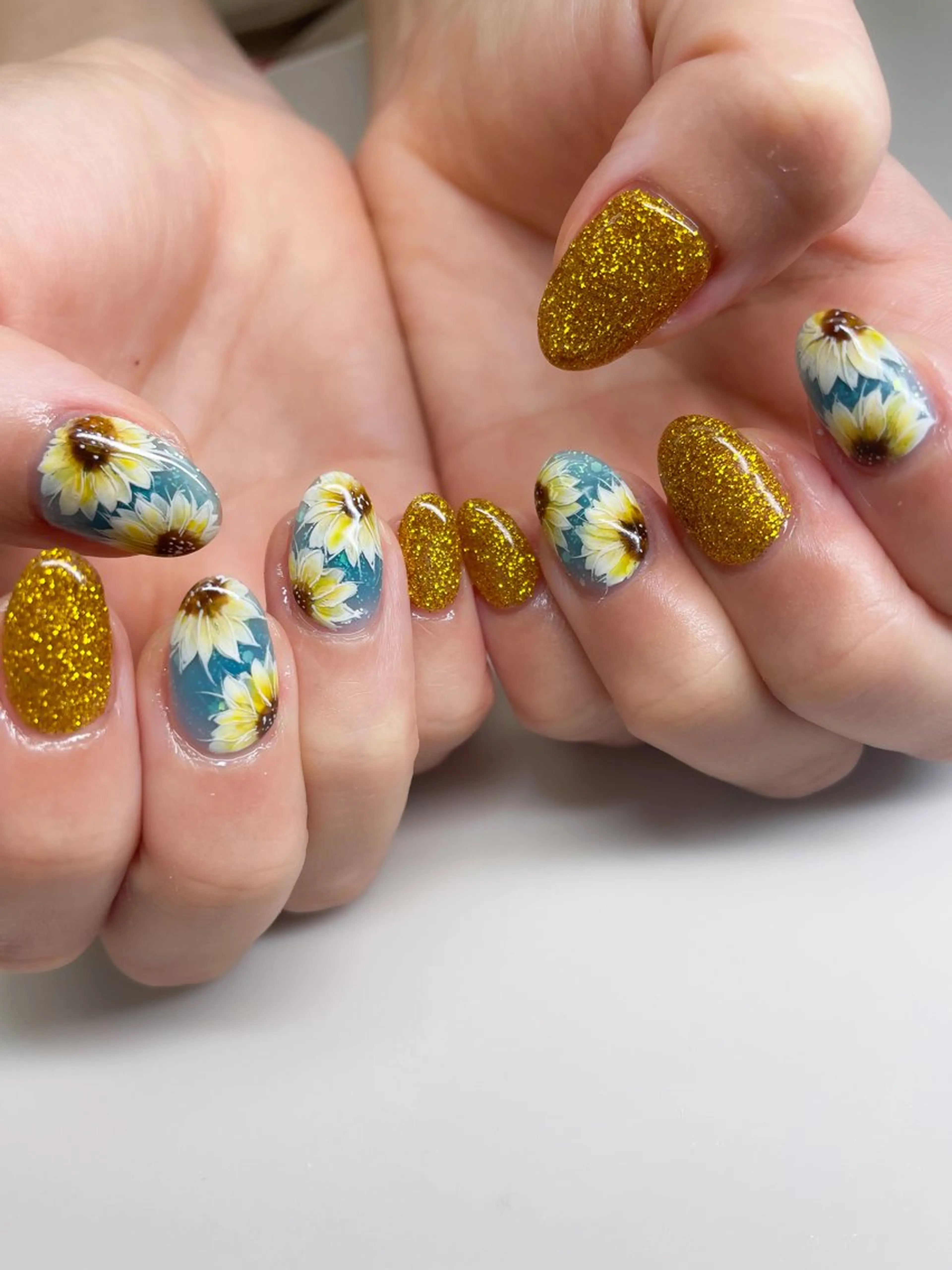 ネイル ハンドネイル Hisaka Mikiのネイルデザイン