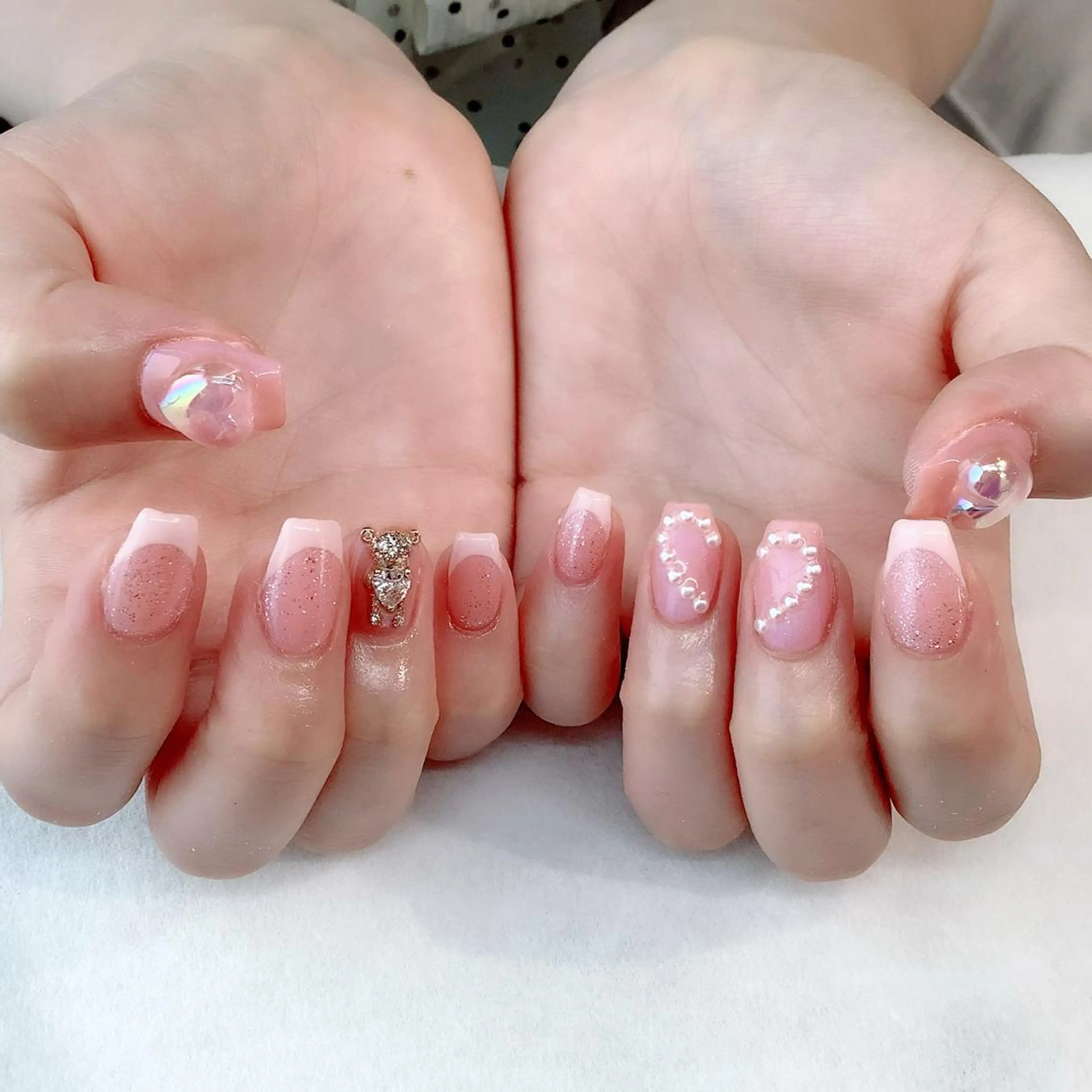 ネイル ハンドネイル 💎🐰 saki. m 🐰💎のネイルデザイン