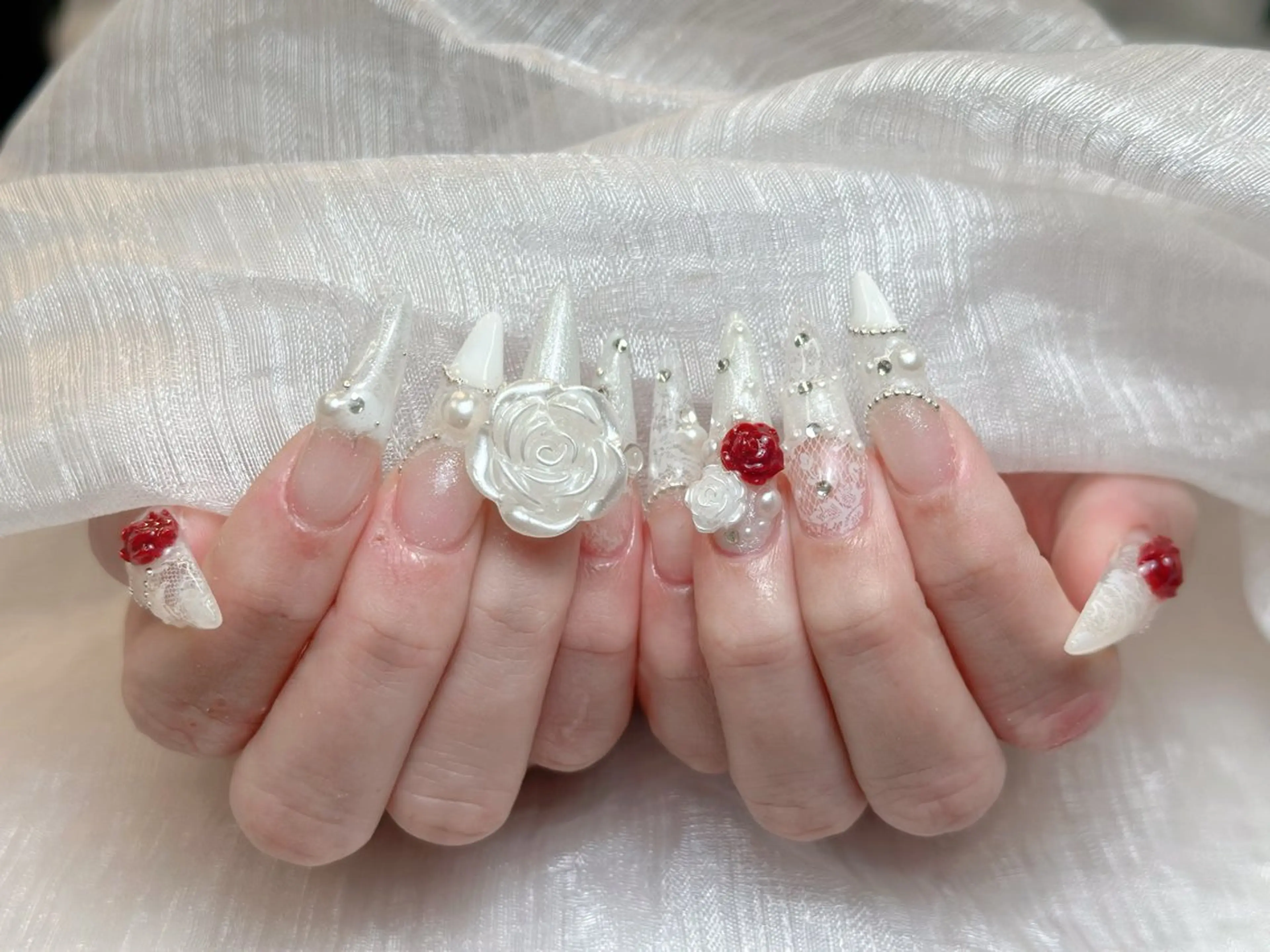 ネイル アートネイル ジェルネイル ニュアンスネイル シンプルネイル ネイルチップ ハンドネイル Nienail_ Luxeのネイルデザイン