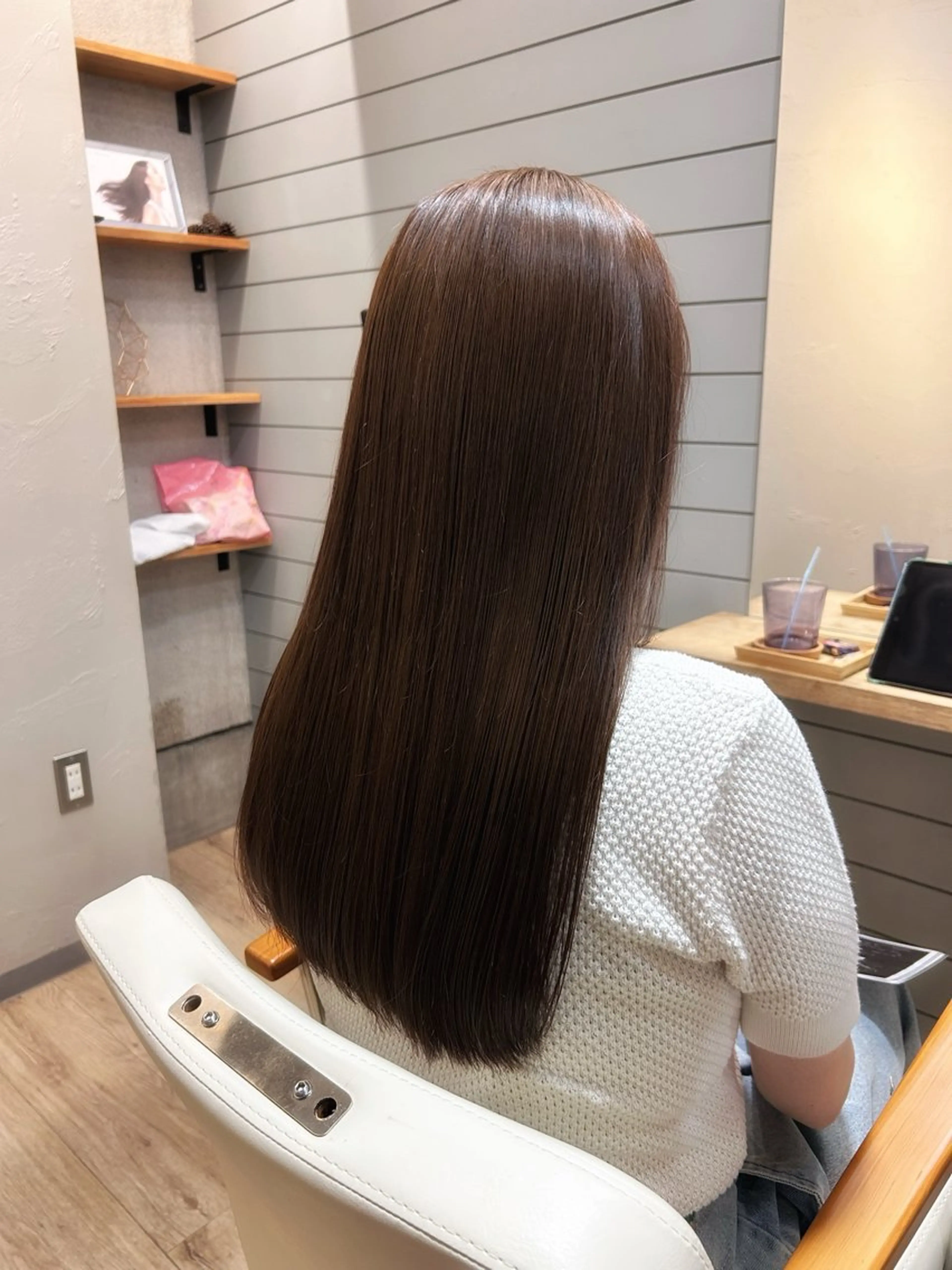 セミロング トリートメント ハラちゃんカット✂︎ 透明感🩵ケアカラーのヘアスタイル