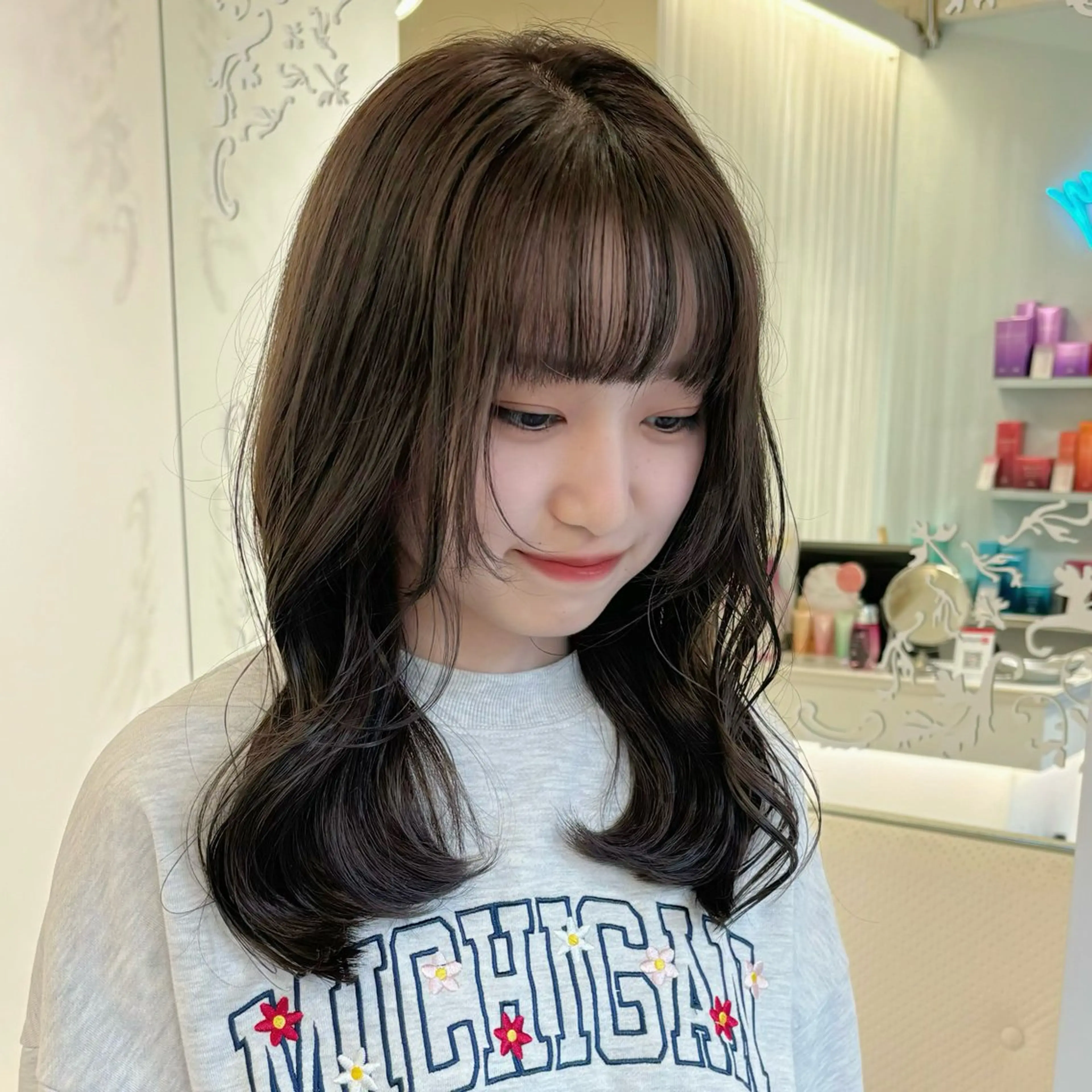 セミロング カラー ヘアカラー Parve Mix / 根本 梨湖🫧のヘアスタイル