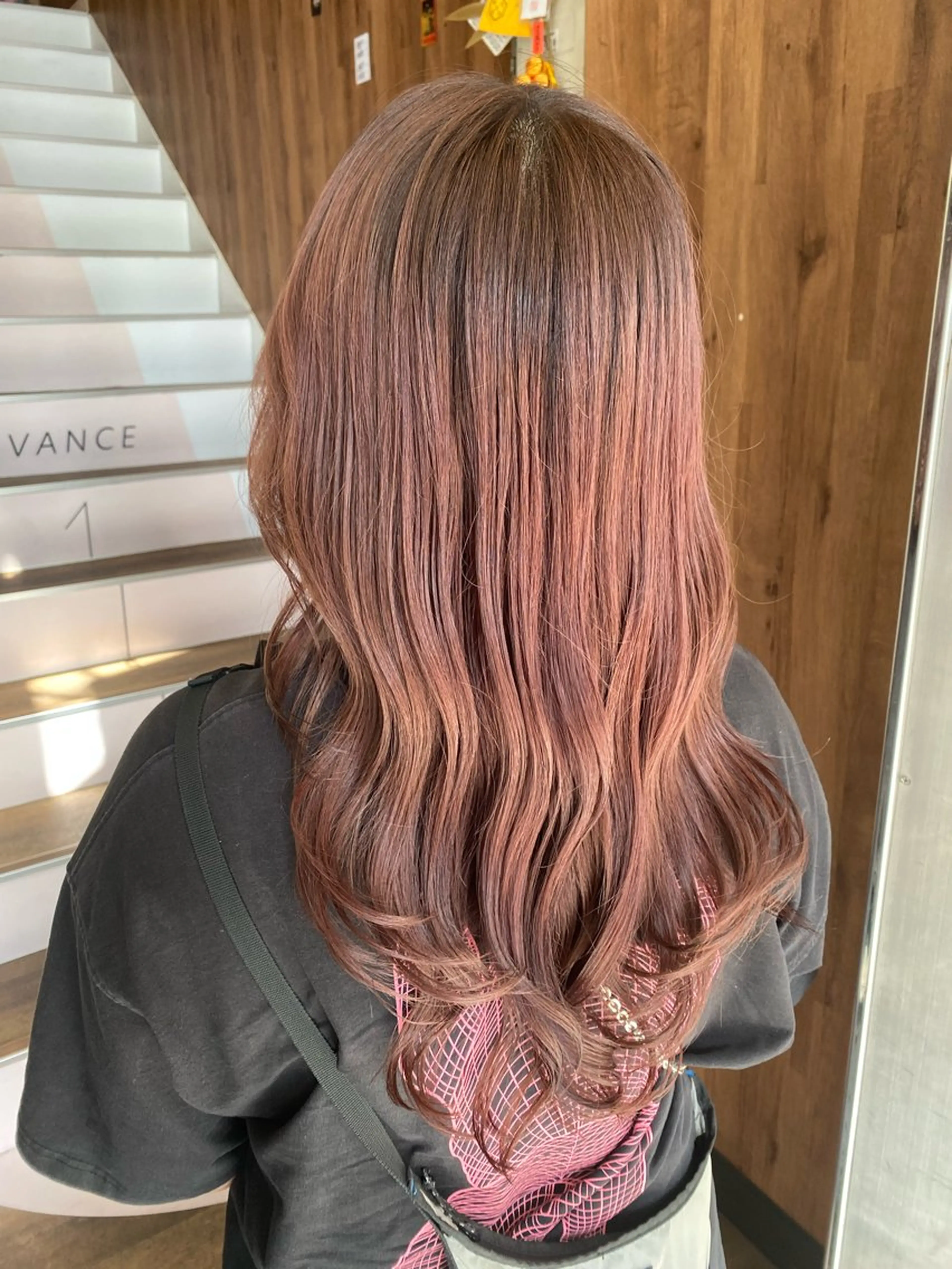 セミロング カラー ヘアアレンジ 村上 ゆういのヘアスタイル