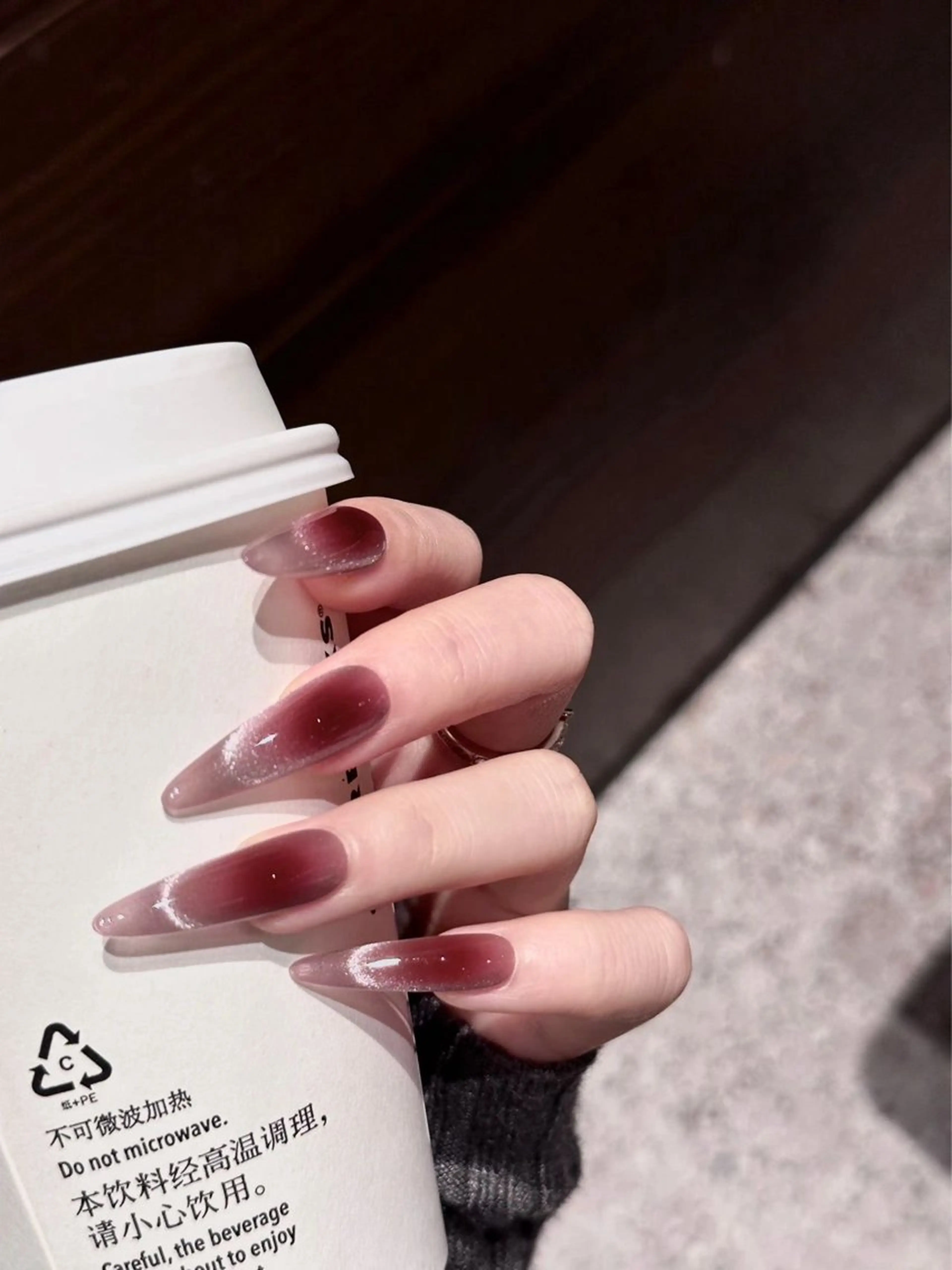 ミディアム 高橋 日向のネイルデザイン