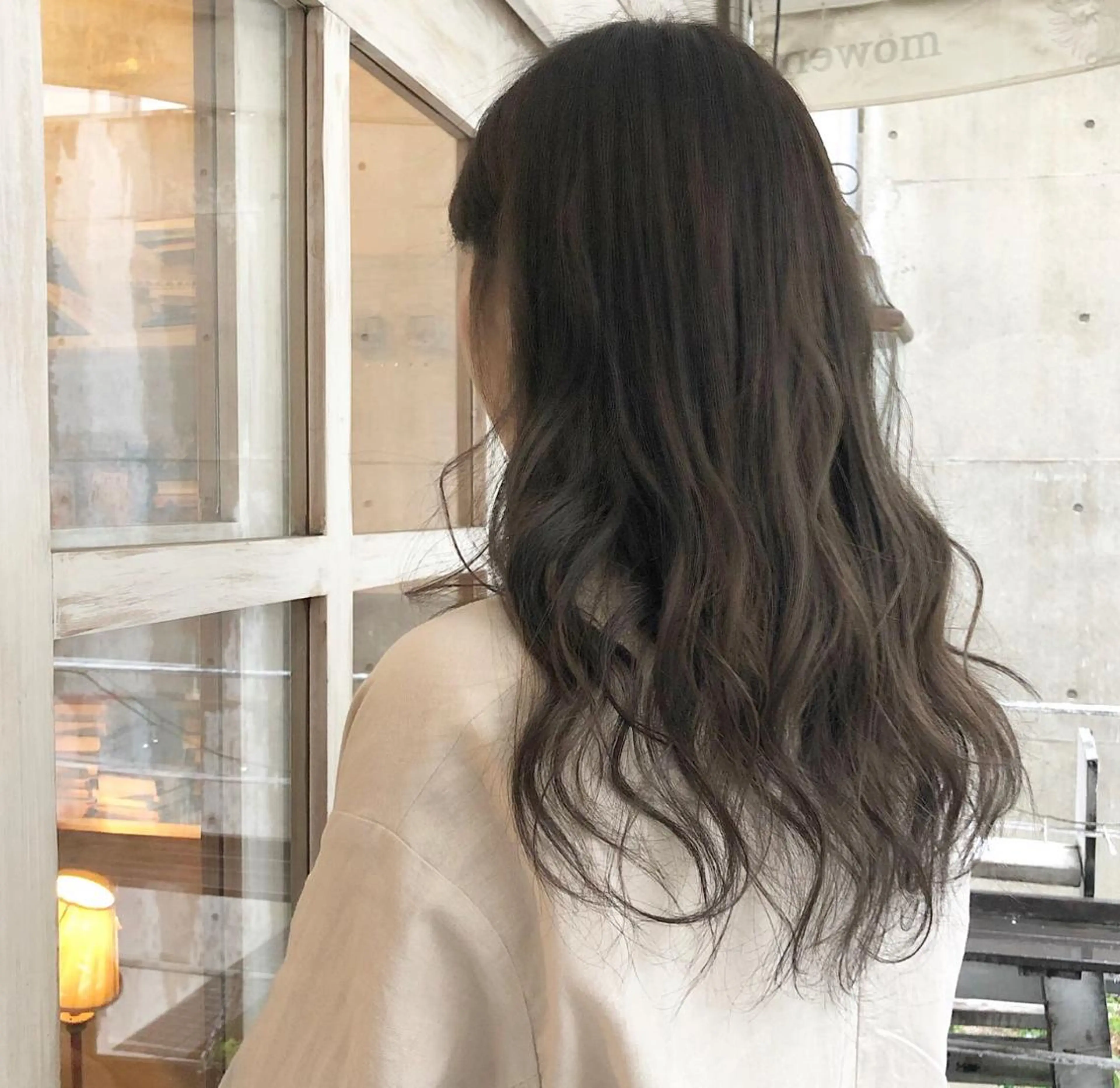 ロング clomus所属・YUKA艶髪 🌸寛ぎ部屋のヘアスタイル