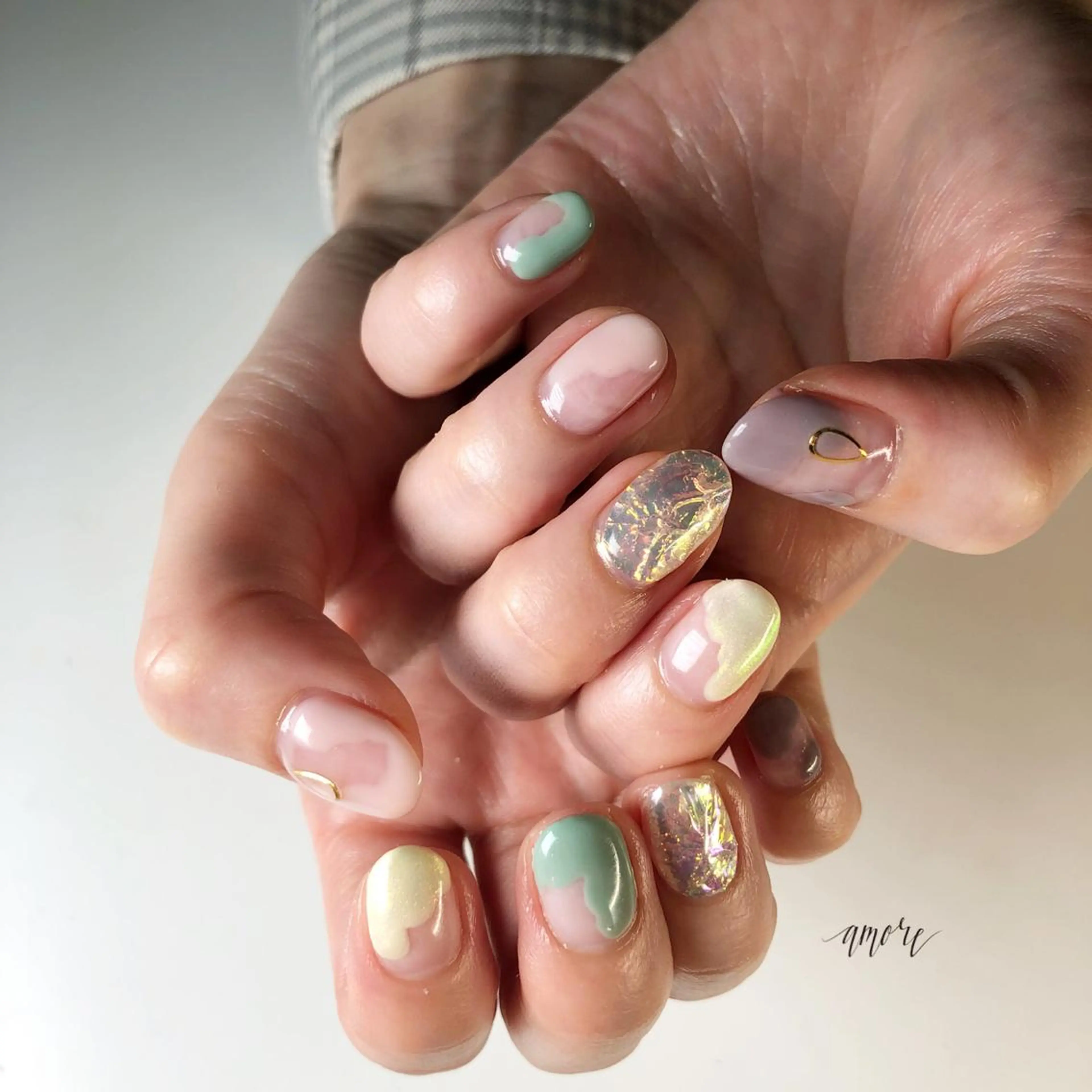 ネイル フレンチネイル ジェルネイル 氷ネイル・うるうるネイル マグネットネイル ミラーネイル You kyehwaのネイルデザイン