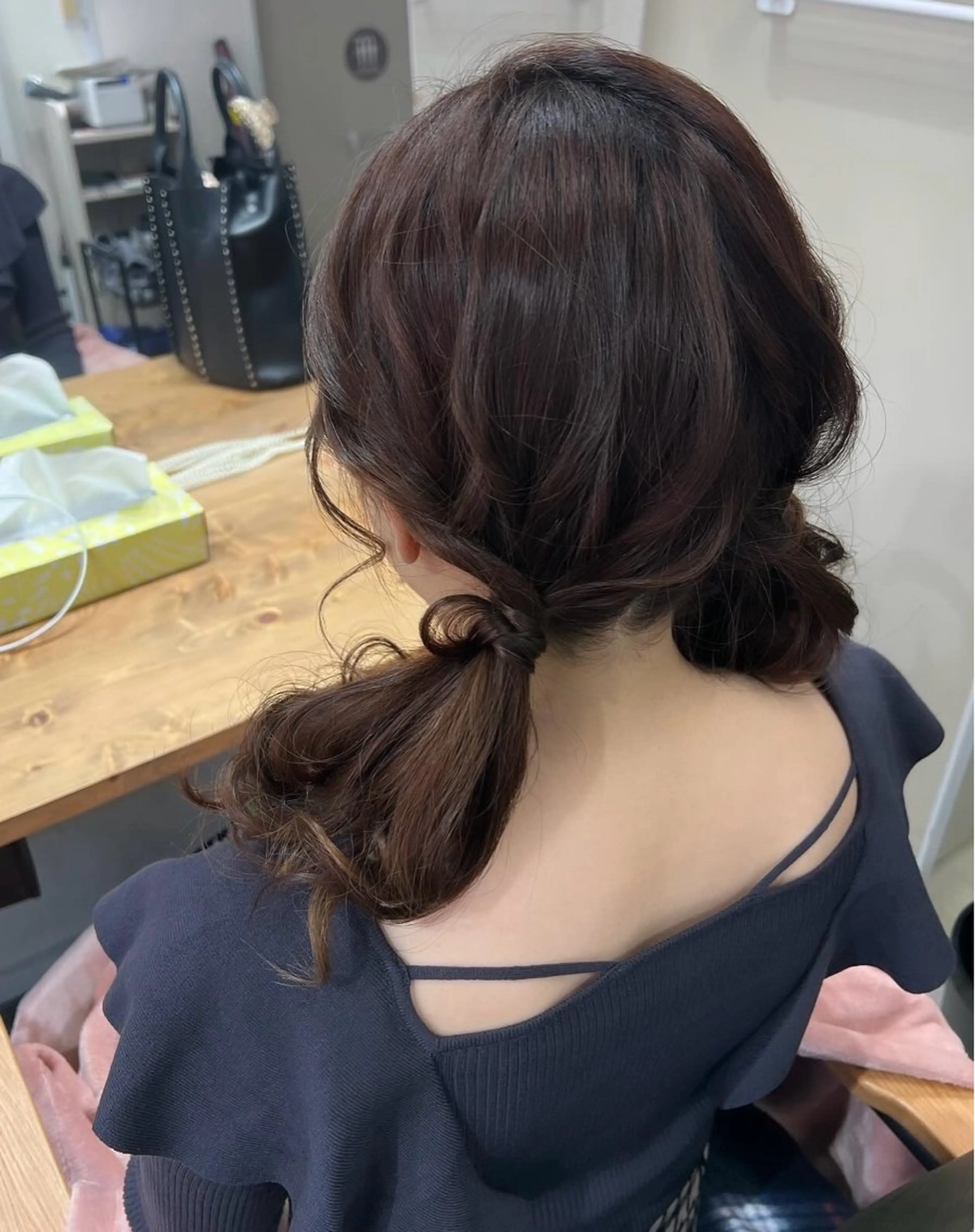 セミロング ヘアアレンジ ツインテール カチューシャ 山室 敬義のヘアスタイル