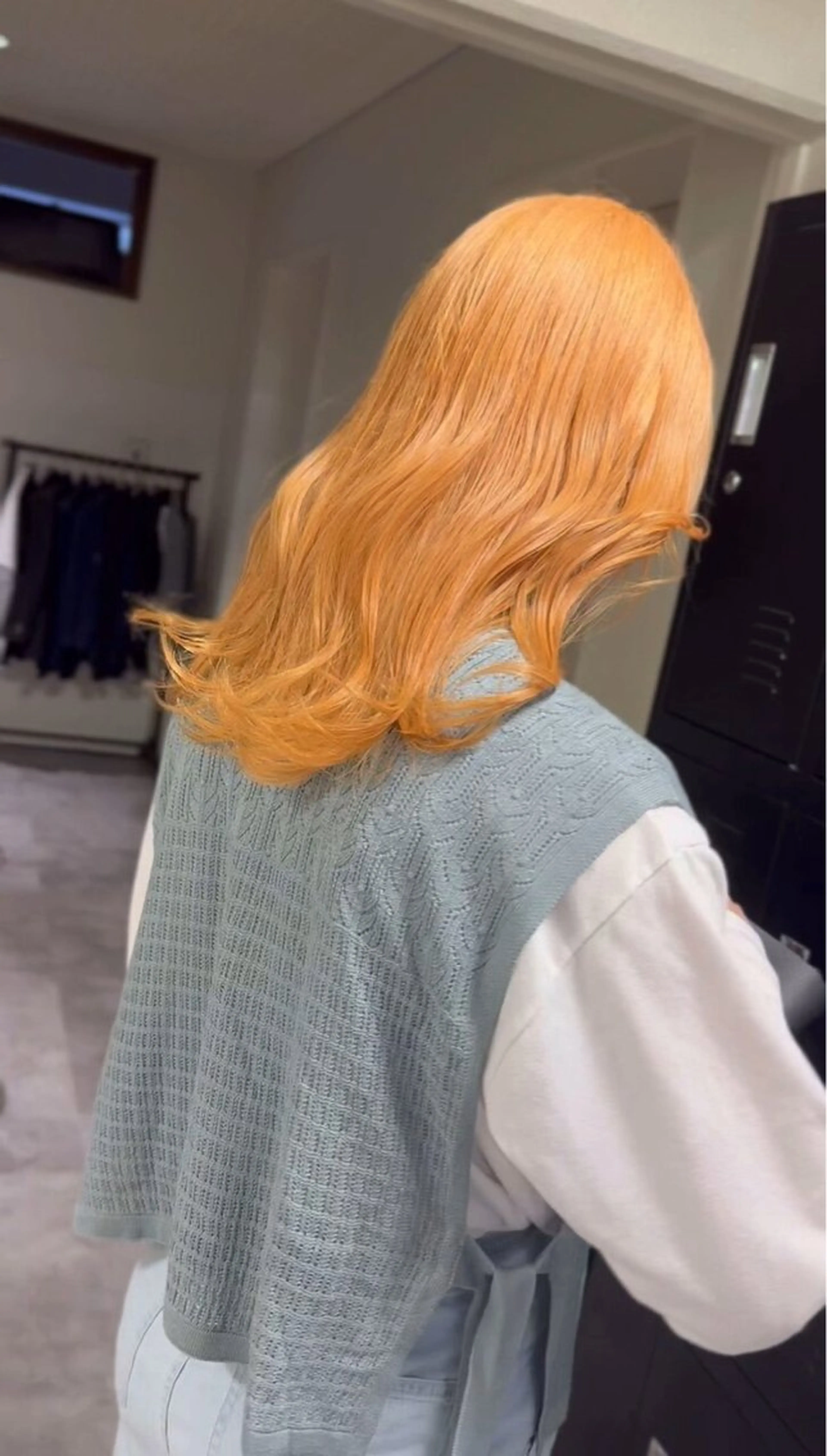 ミディアム カット ヘアカラー Maison所属・Maison ハイトーン髪質改善のヘアスタイル