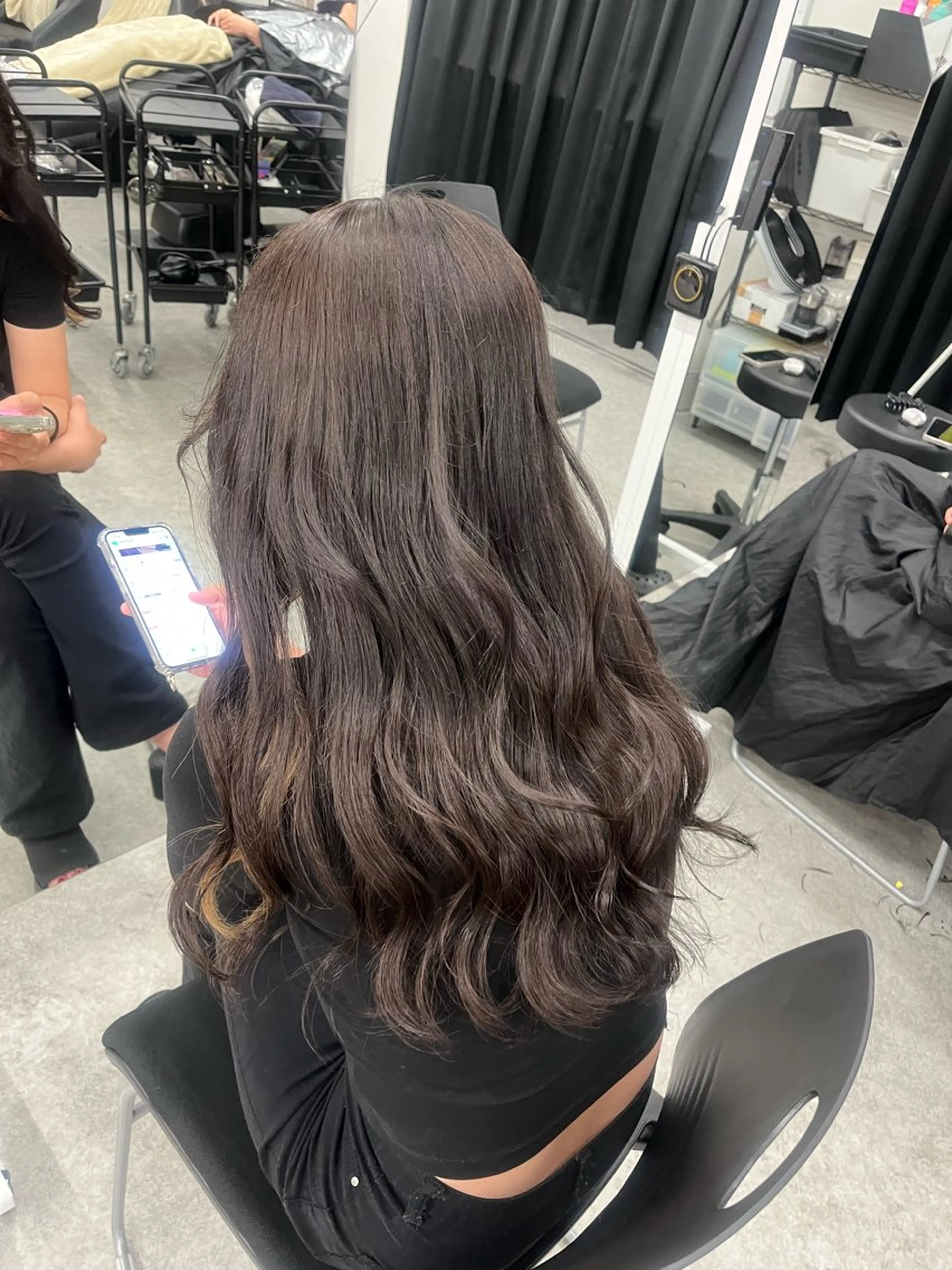 カラー ユイ☆ハイトーン ☆ブリーチデザインのヘアスタイル