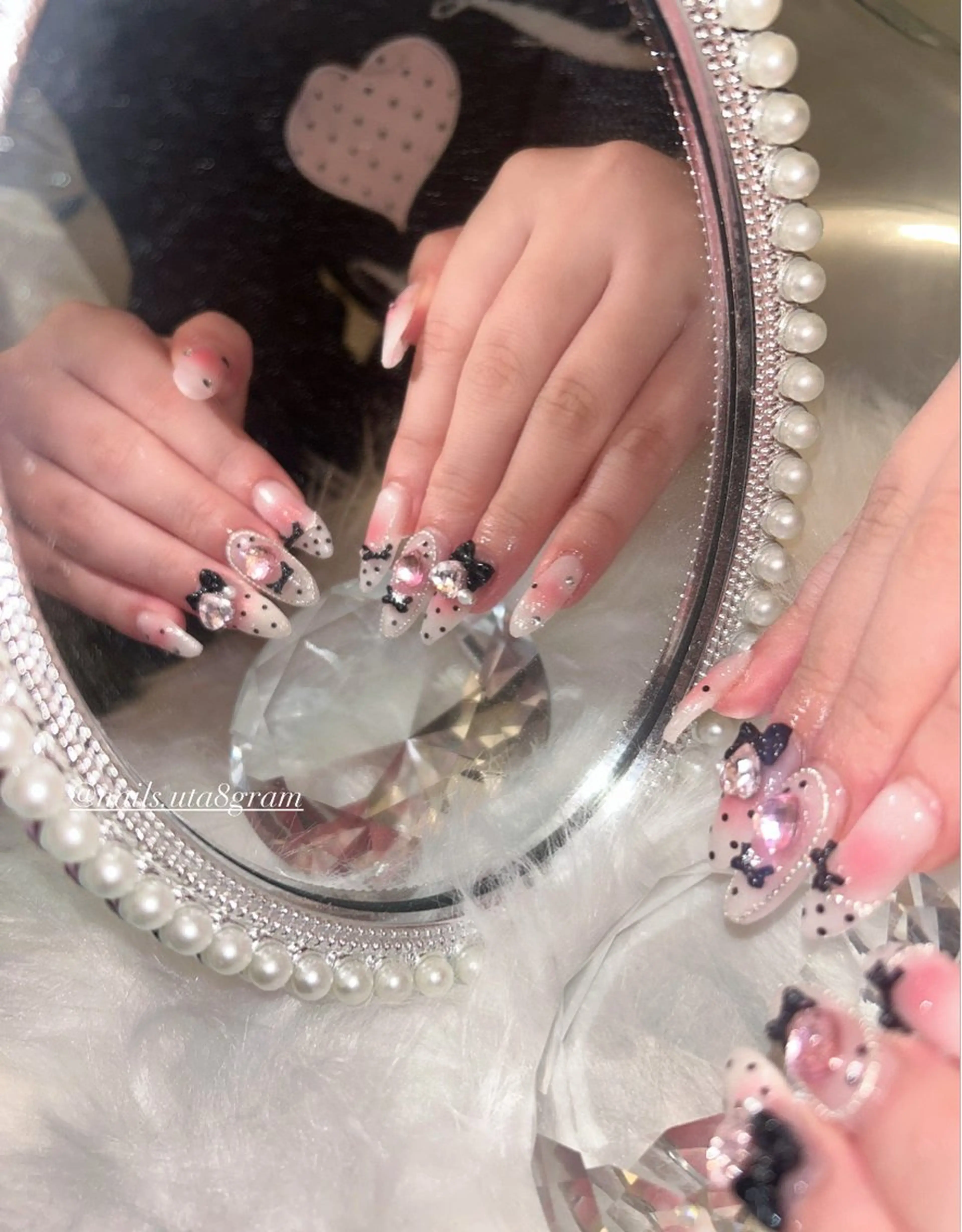 ネイル 持ち込み 𝐍𝐚𝐢𝐥 𝐬𝐚𝐥𝐨𝐧 𝐤𝐢𝐭𝐭𝐲所属・日妻 詩葉のネイルデザイン