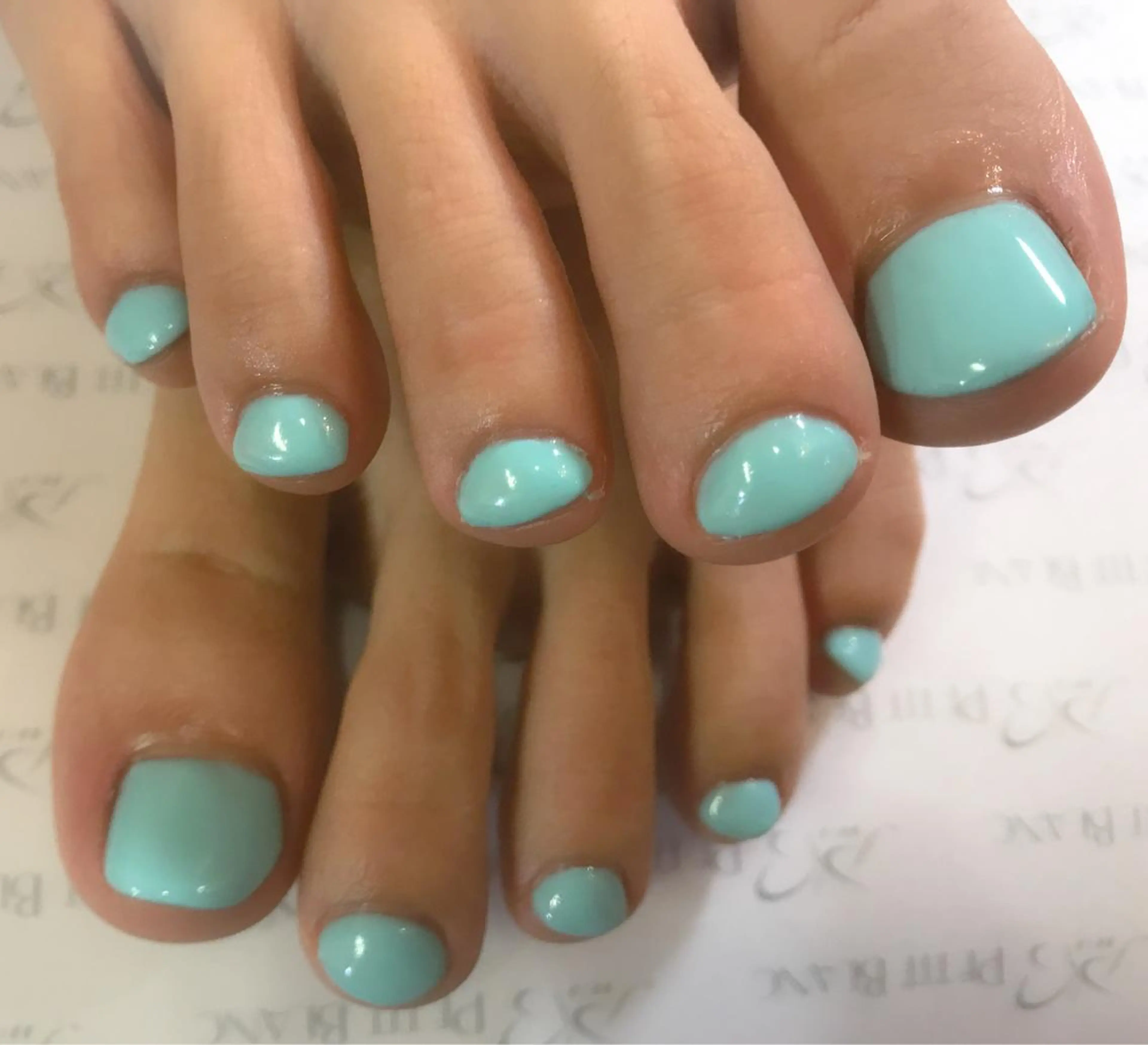 ネイル フットネイル ワンカラーネイル PetitBlanc KAZUKIのネイルデザイン