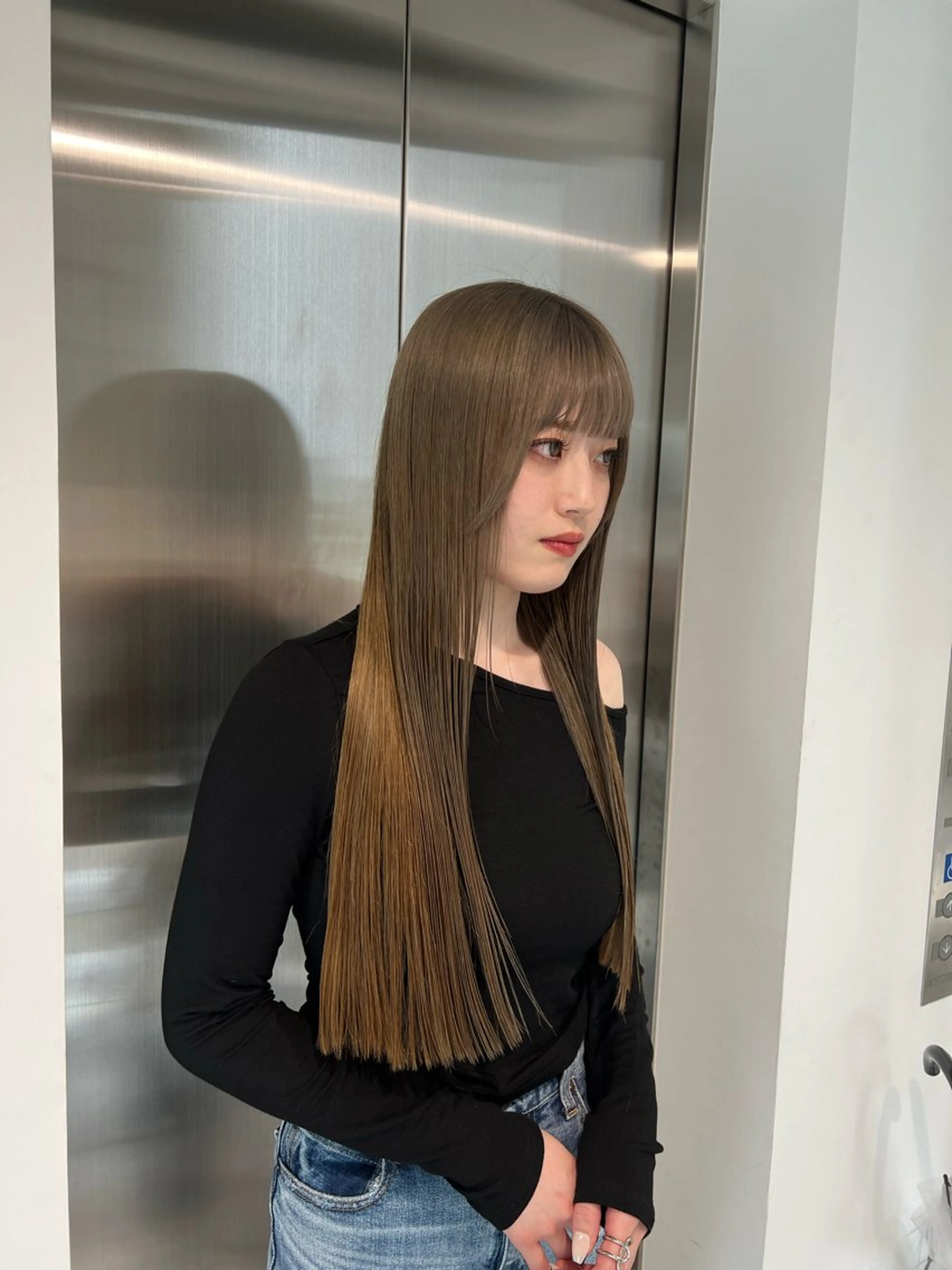 ロング カラー カット ヘアカラー トリートメント 赤みゼロ/透明感 カラー🌿KANTAのヘアスタイル