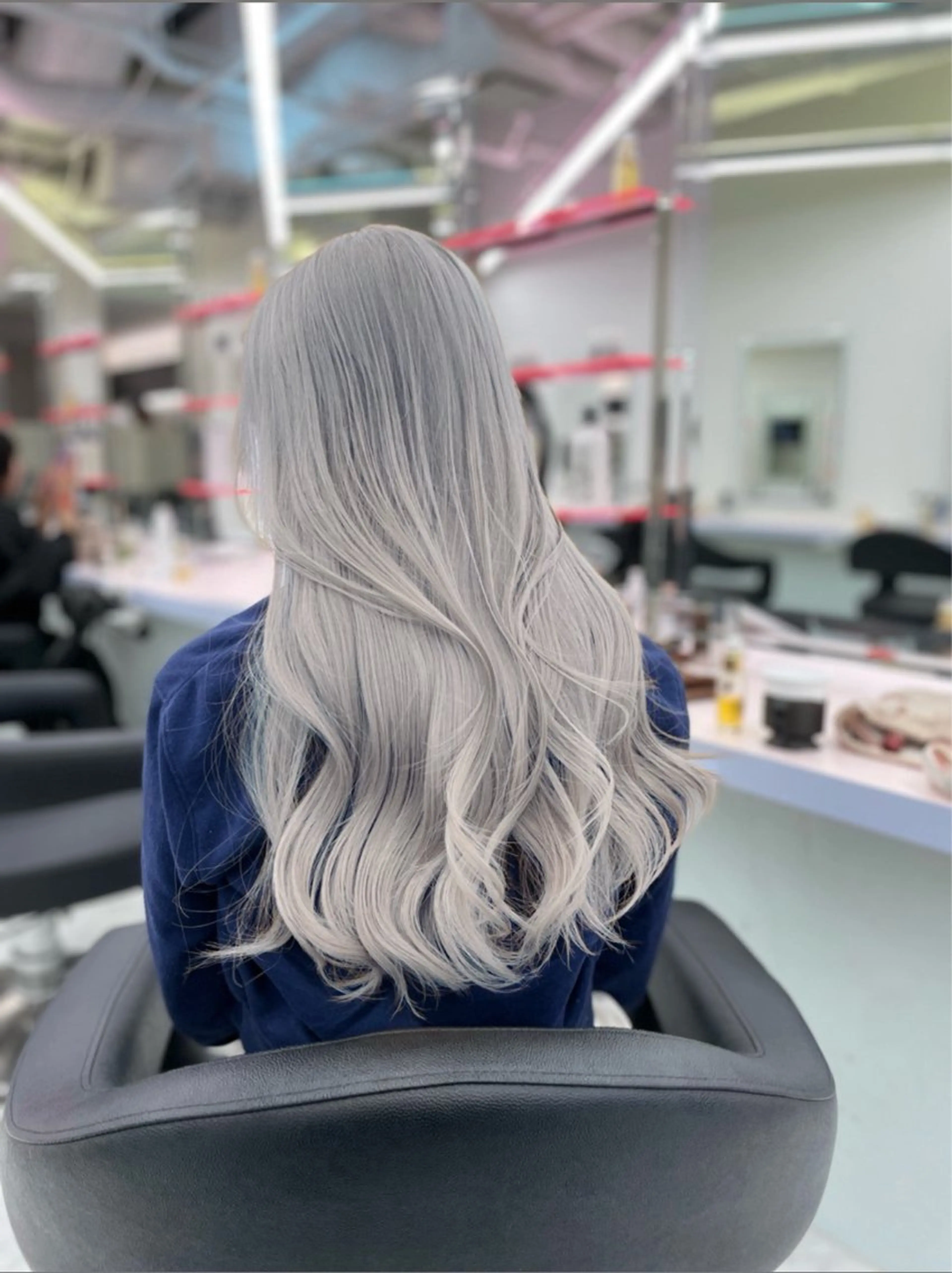 カラー ハイトーン/透明感 艶カラー/SAKI‎のヘアスタイル