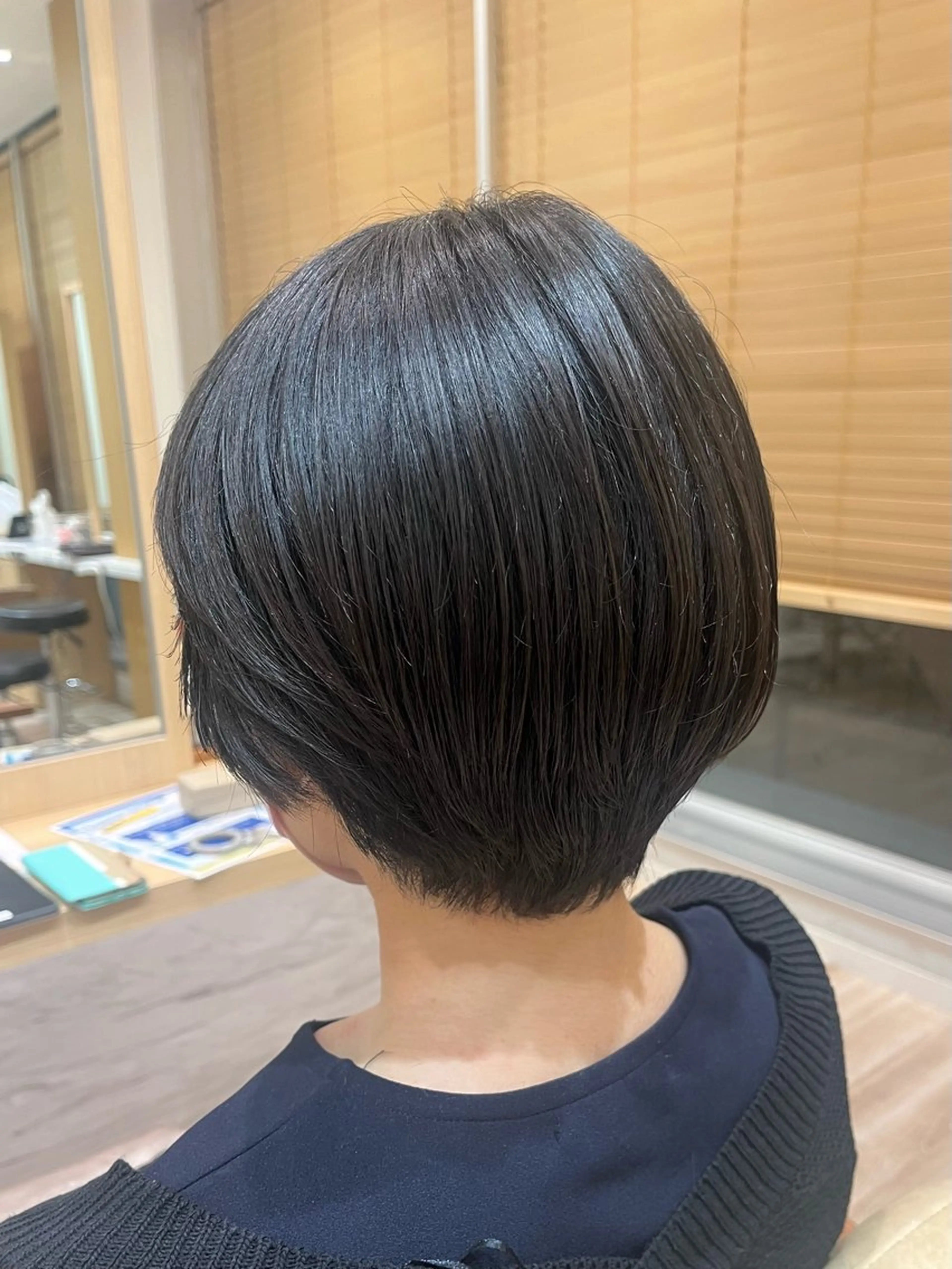 ショート カット トリートメント レイヤー/顔まわり 透明感カラー柳澤優名のヘアスタイル