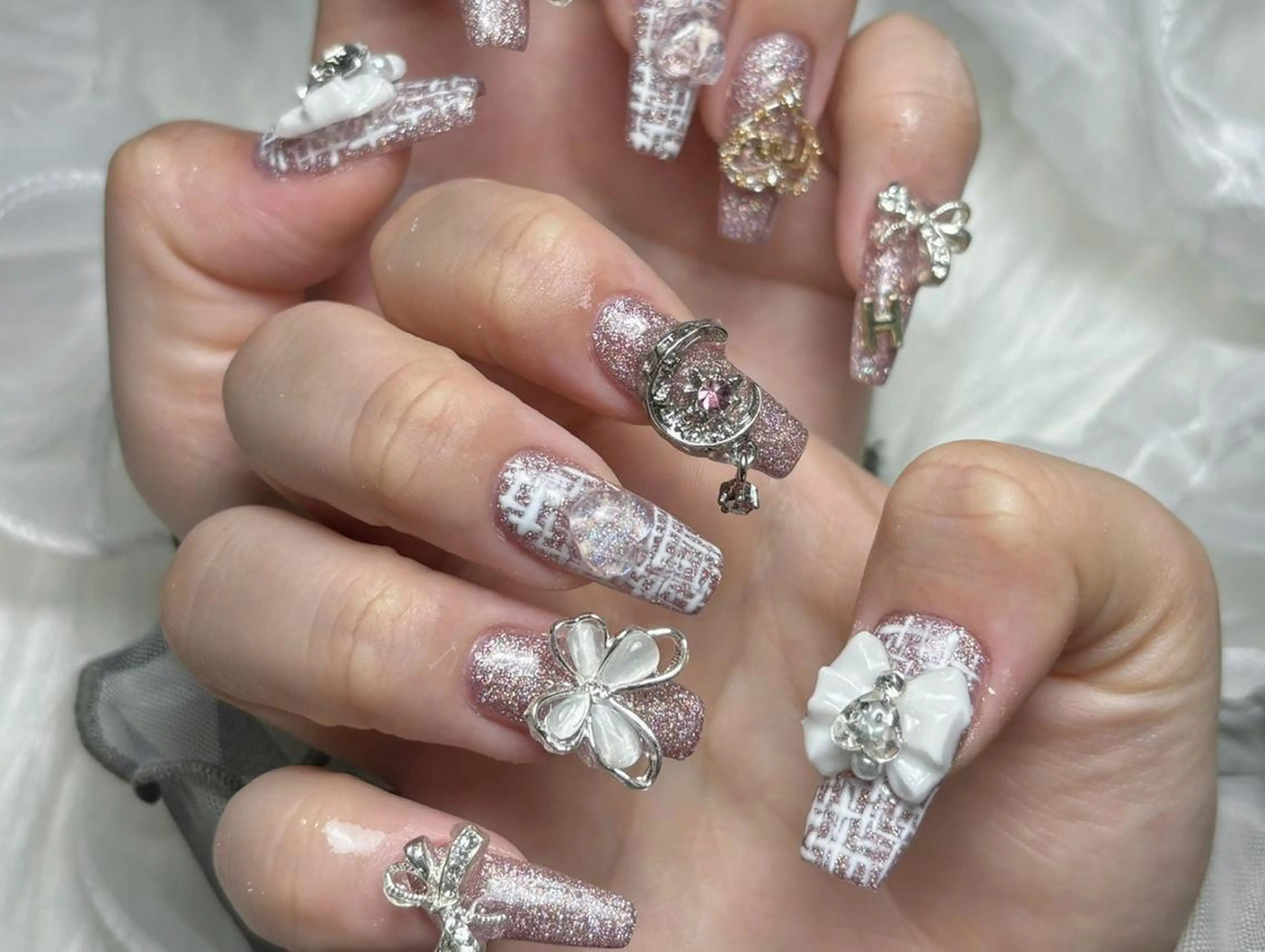 ネイル na🎀🎀na ちゅるちゅるのネイルデザイン