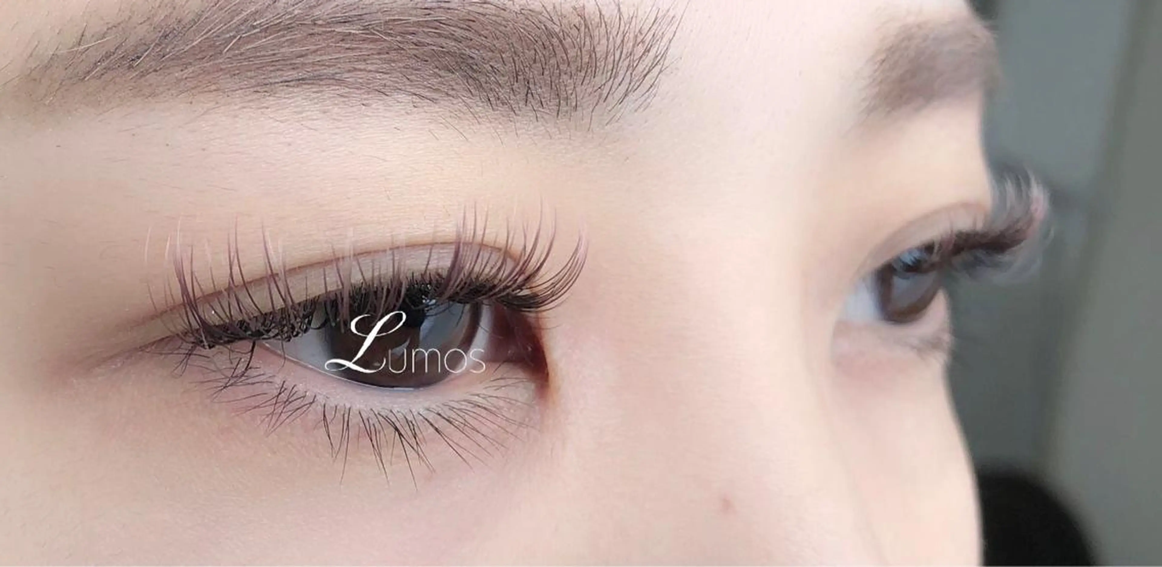 マツエク・マツパ カラーマツエク フラットラッシュ マツエク Lumos nail&eyelash所属・Lumos Ayakaのマツエク・マツパデザイン