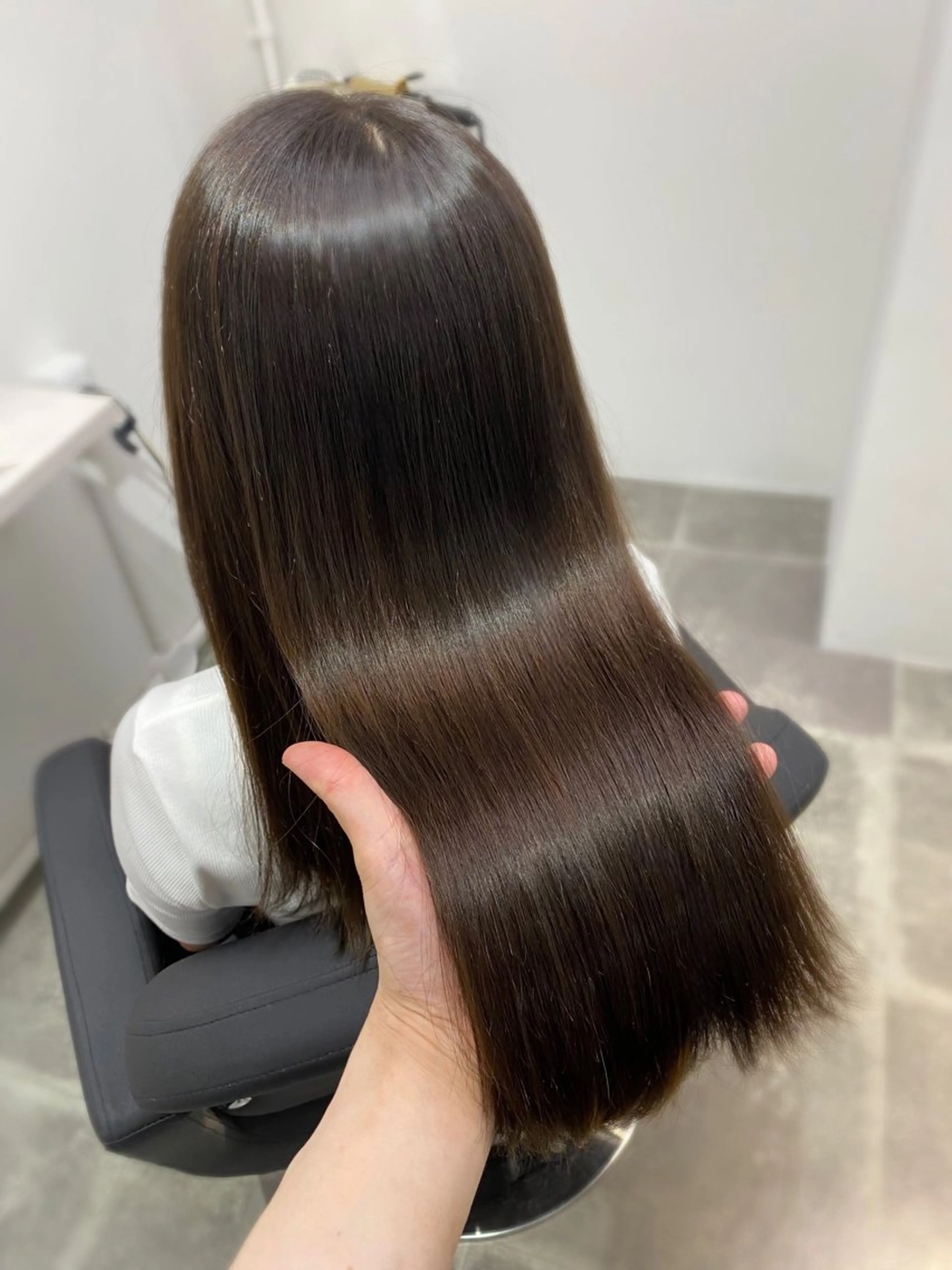 セミロング 髪質改善 縮毛矯正 トリートメント カット ヘアカラー 縮毛矯正 トリートメント YUZU🎀顔まわり ×レイヤーカットのヘアスタイル