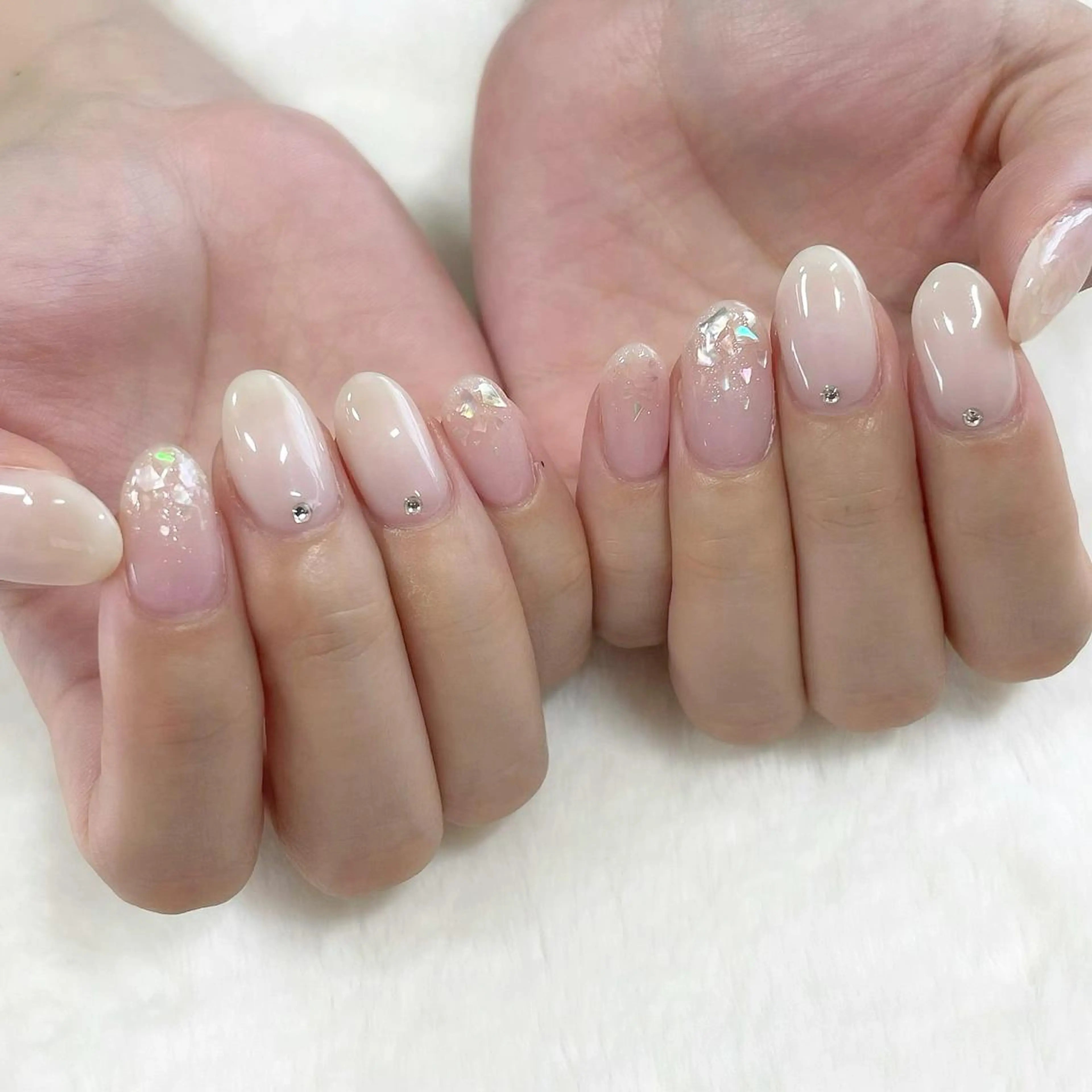 ネイル ジェルネイル シンプルネイル 東 千夏のネイルデザイン