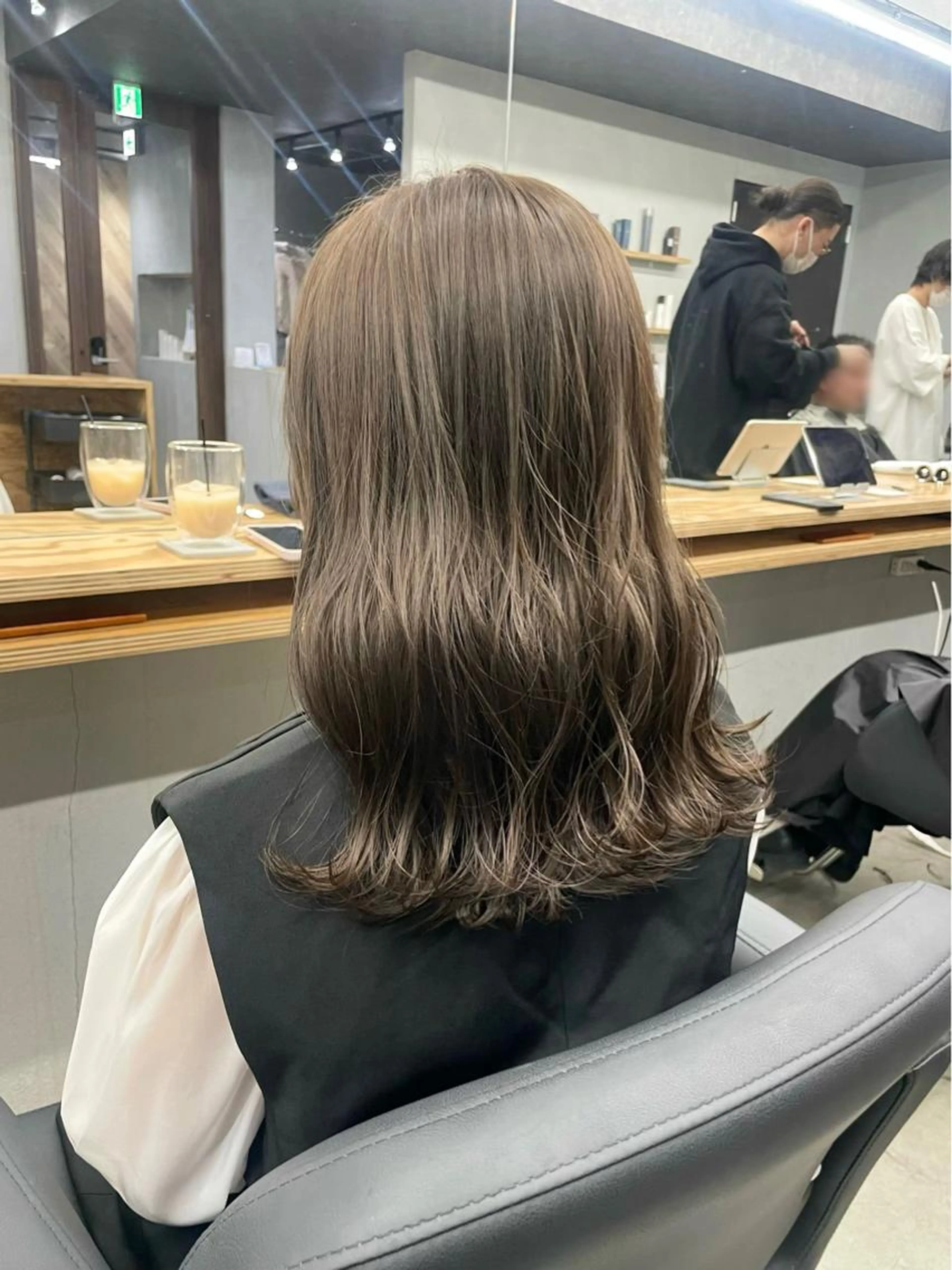 似合わせカット + ケアカラーの写真