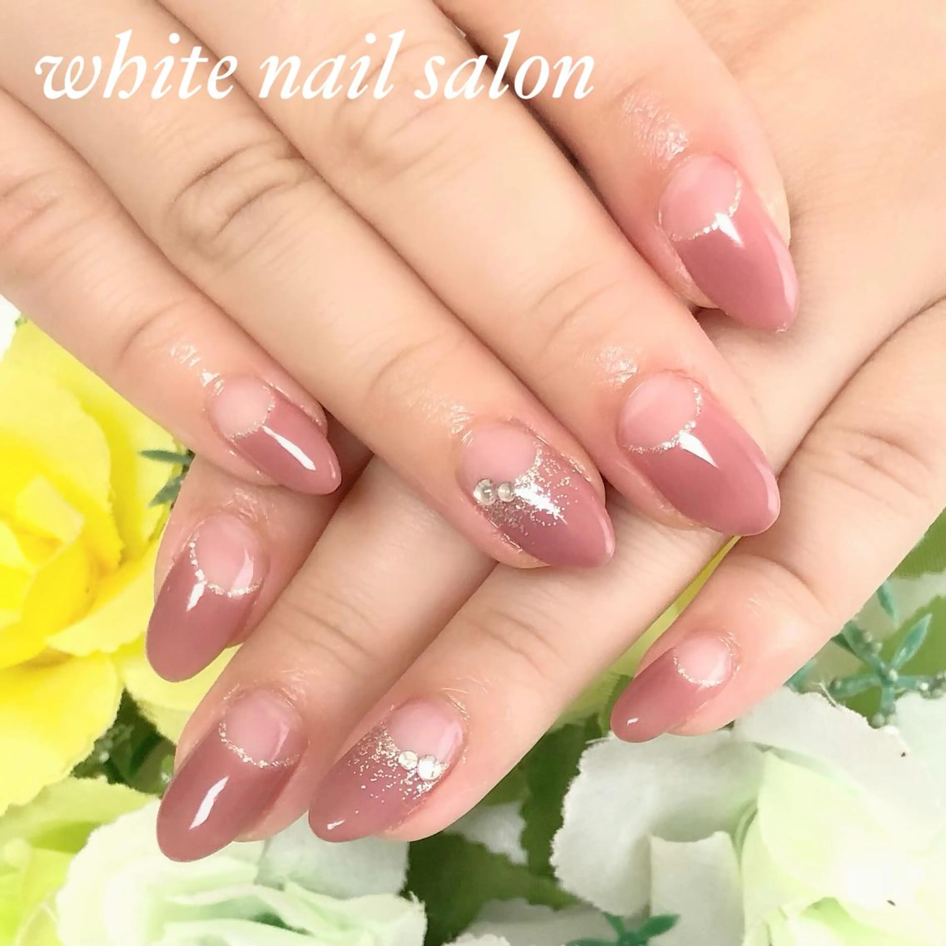 ネイル アートネイル フレンチネイル ジェルネイル ハードジェル 持ち込み ハンドネイル white nail salonのネイルデザイン