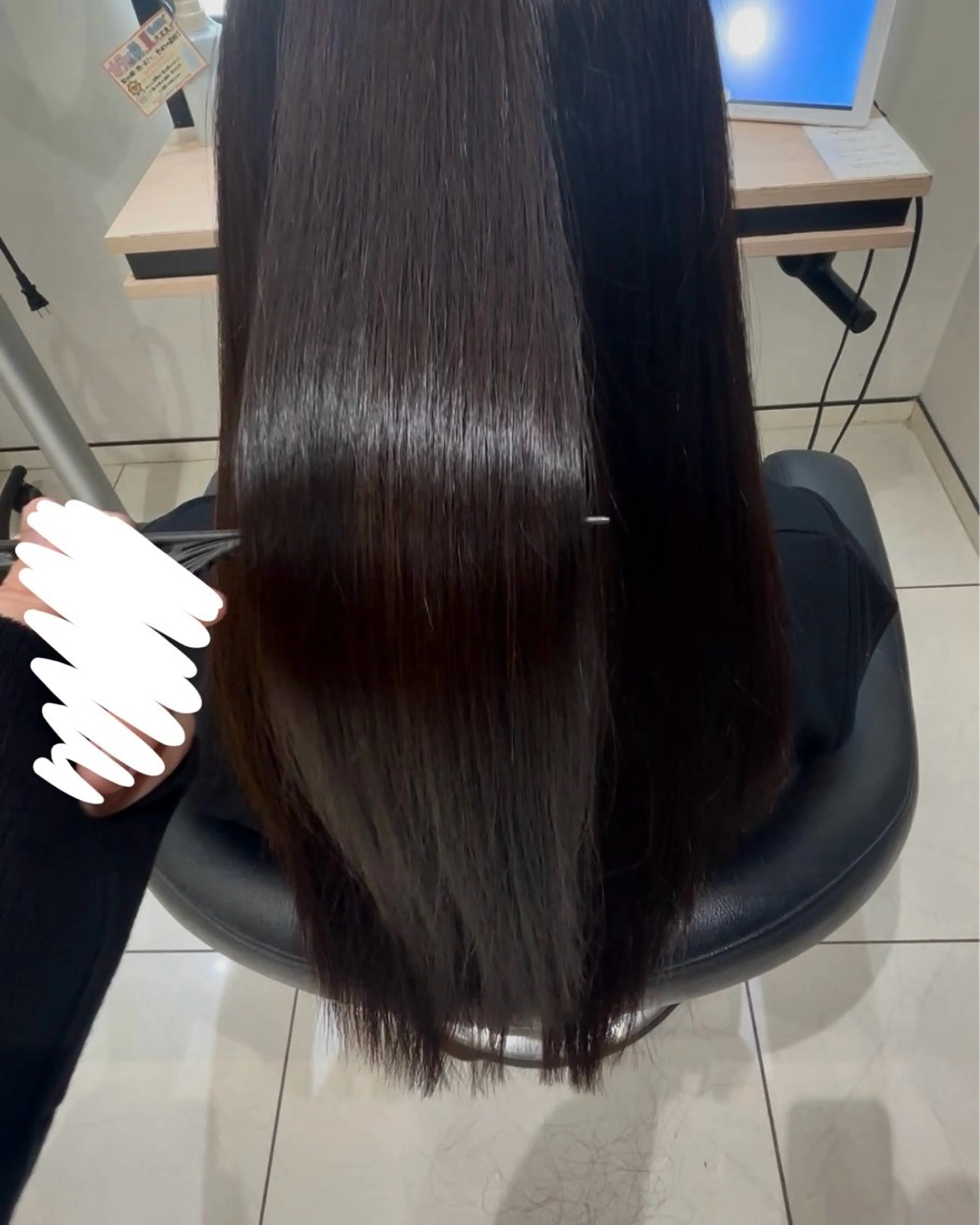 縮毛矯正 辻村 彩華のヘアスタイル