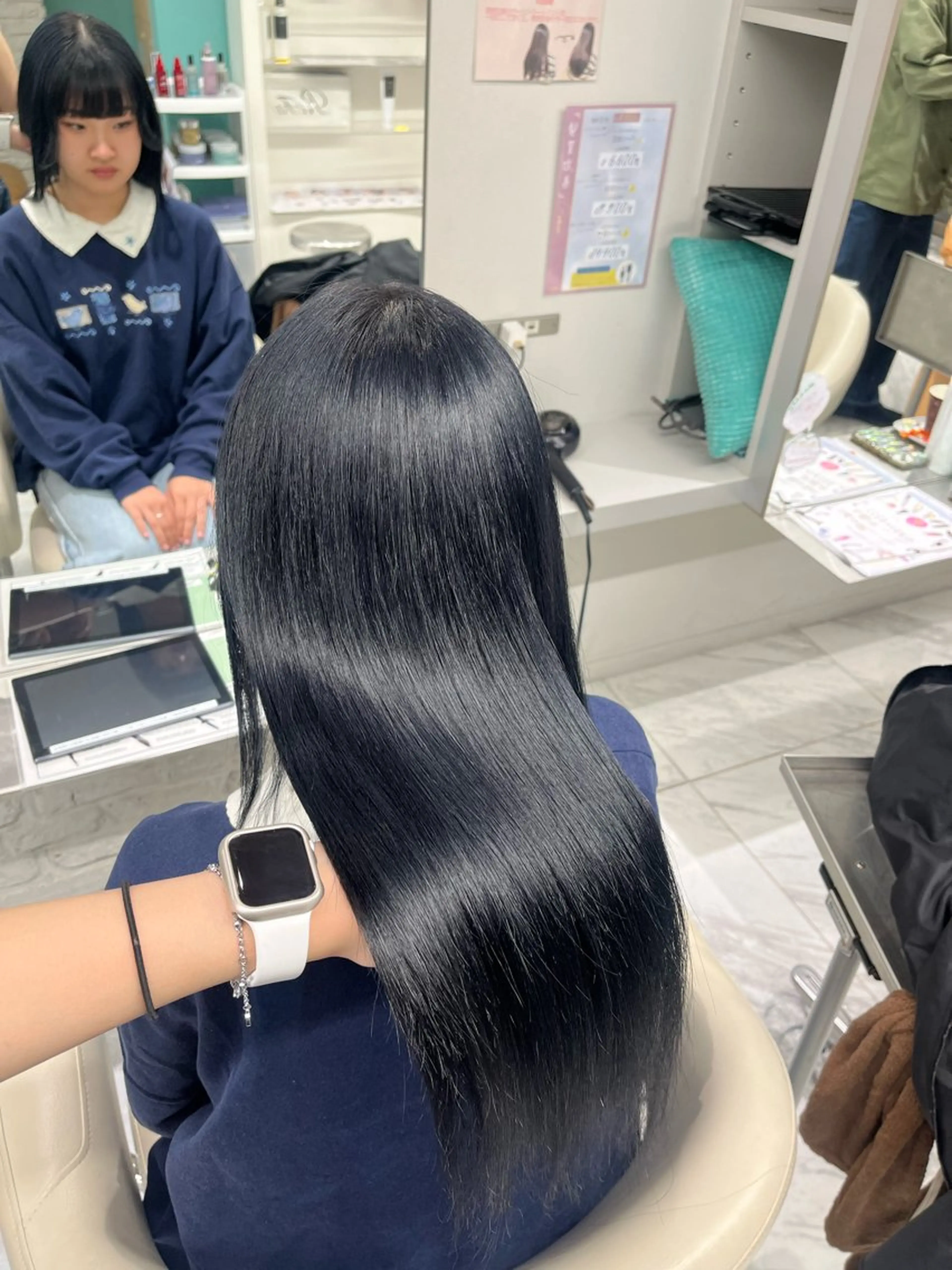 カット+カラー+ブリーチ+oggiotto7stepトリートメントの写真