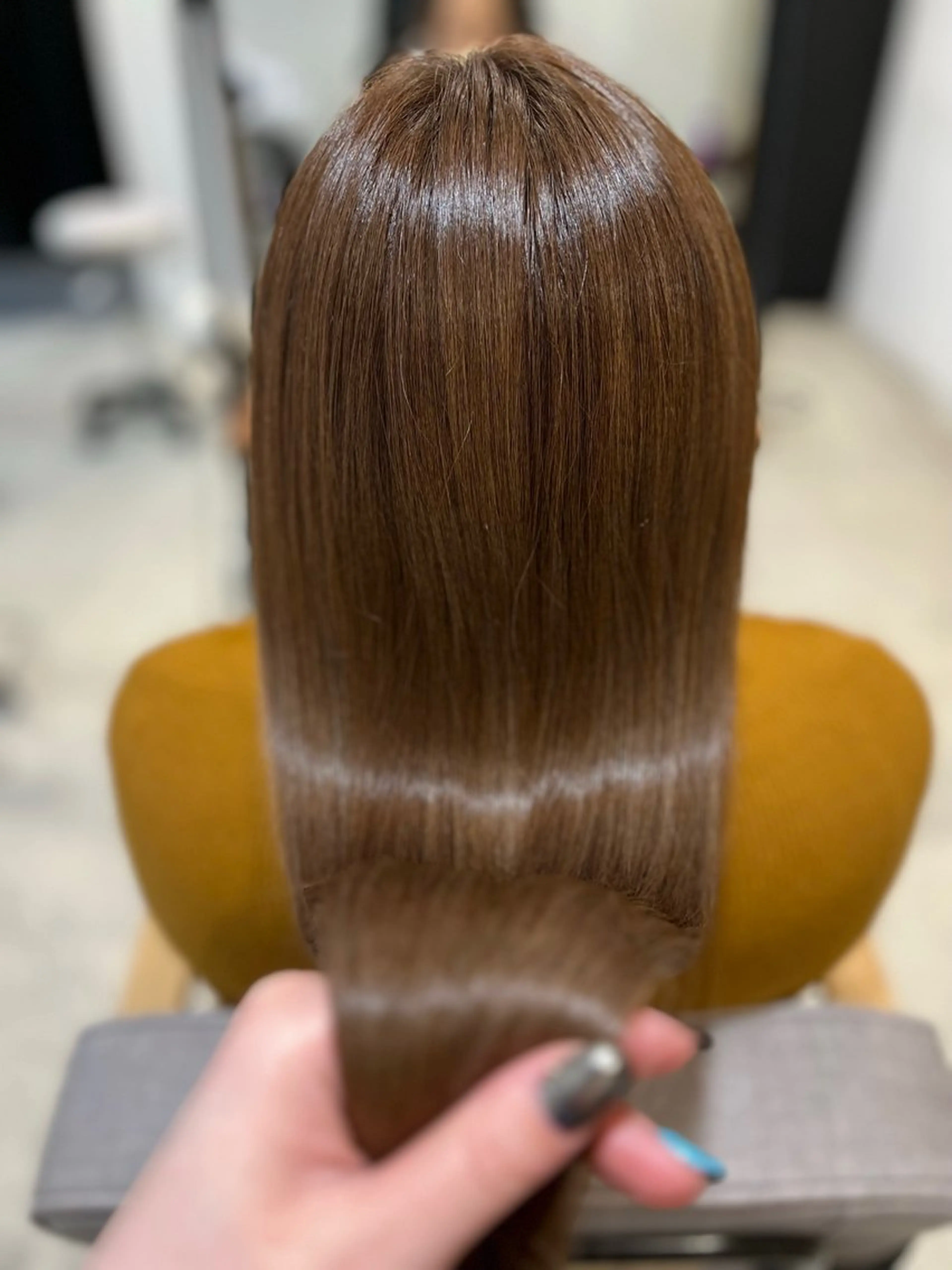 ロング カラー ベージュカラー ブリーチ ミルクティーベージュ ブリーチなしカラー トリートメント トリートメント 🦋寒色カラー/透明 感カラー🦋 レイナのヘアスタイル