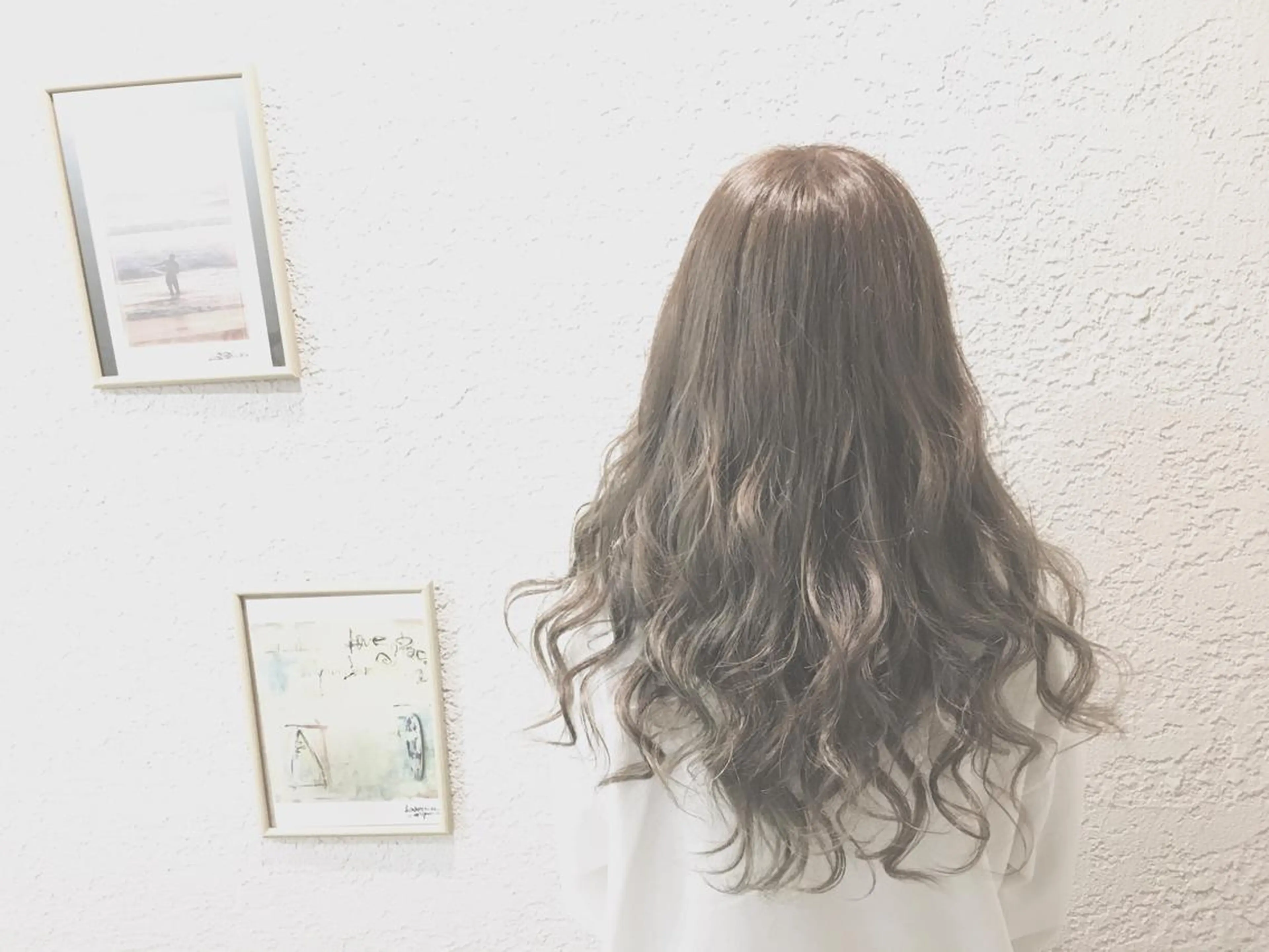 ロング カラー グラデーションカラー グレージュ ハイライトカラー 3Dハイライト ハイライト てんま さやかのヘアスタイル