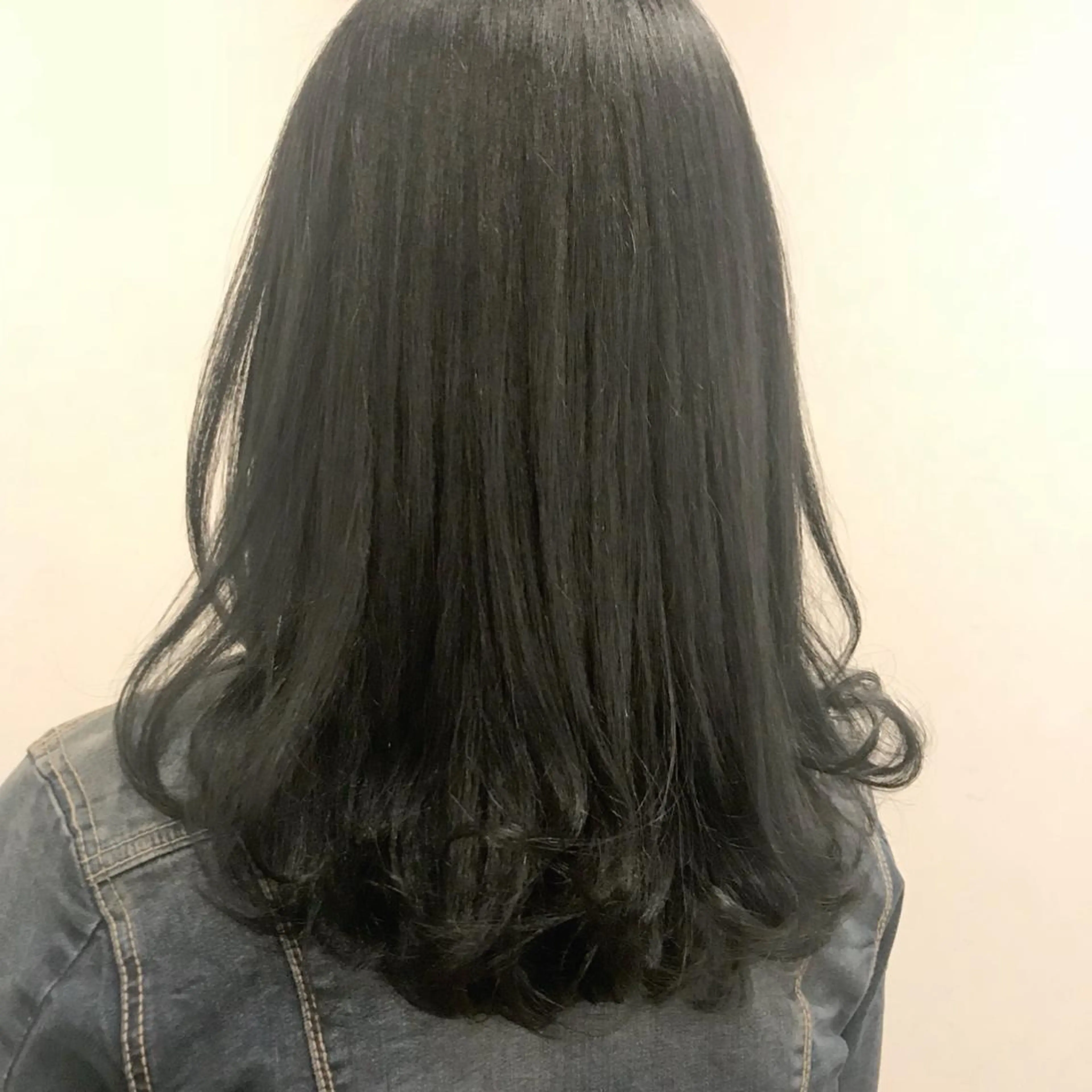 ミディアム カラー メンズ限定クーポン シェアサロン博多のヘアスタイル