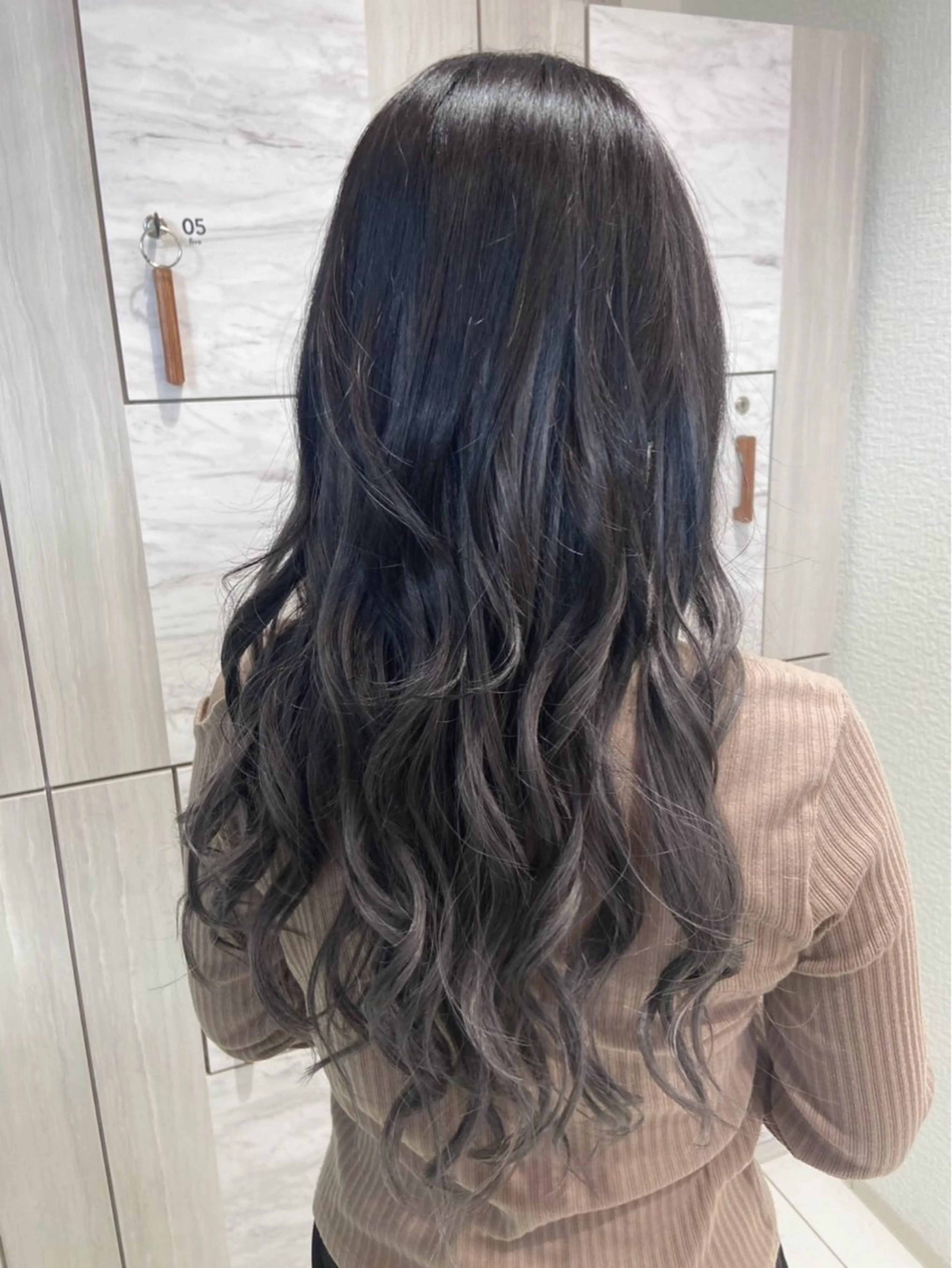 ロング シールエクステ ボブ エクステ ロング 福山 莉浬のヘアスタイル