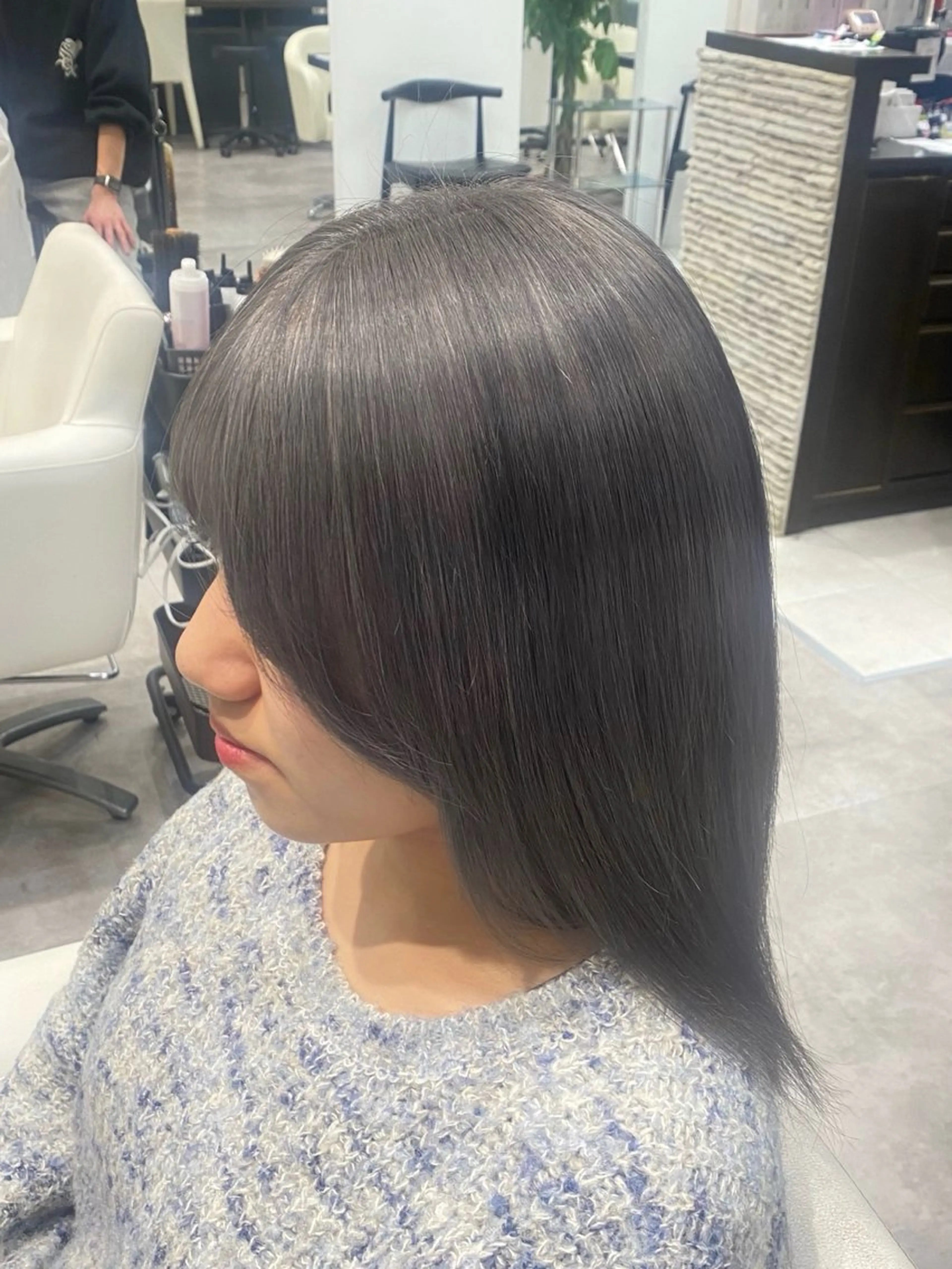 カラー シルバー ハイトーン/髪質改善 /韓国SUZUKAのヘアスタイル