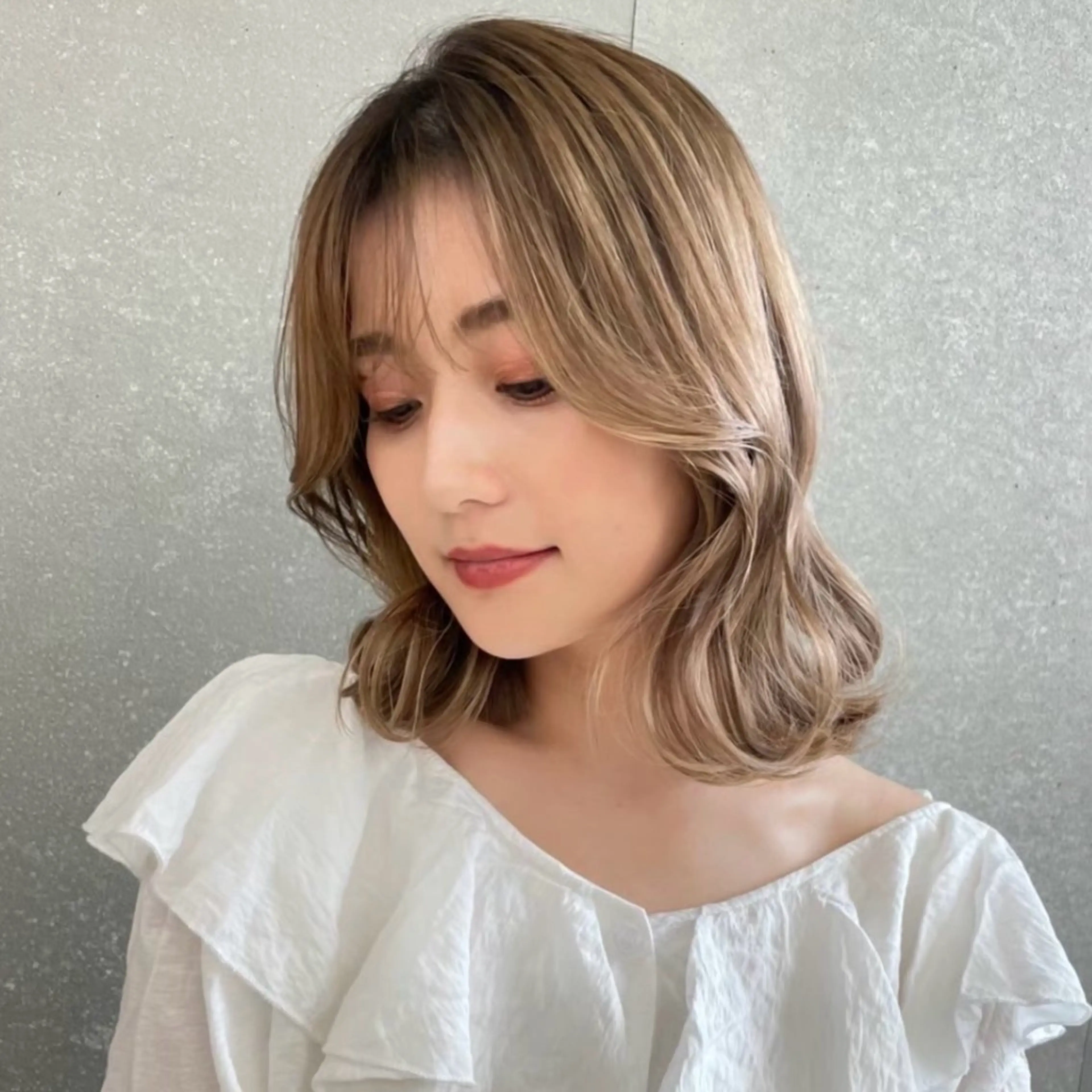 ミディアム カラー カット ヘアカラー トリートメント Lond Loire 門前仲町駅 徒歩3分のヘアスタイル