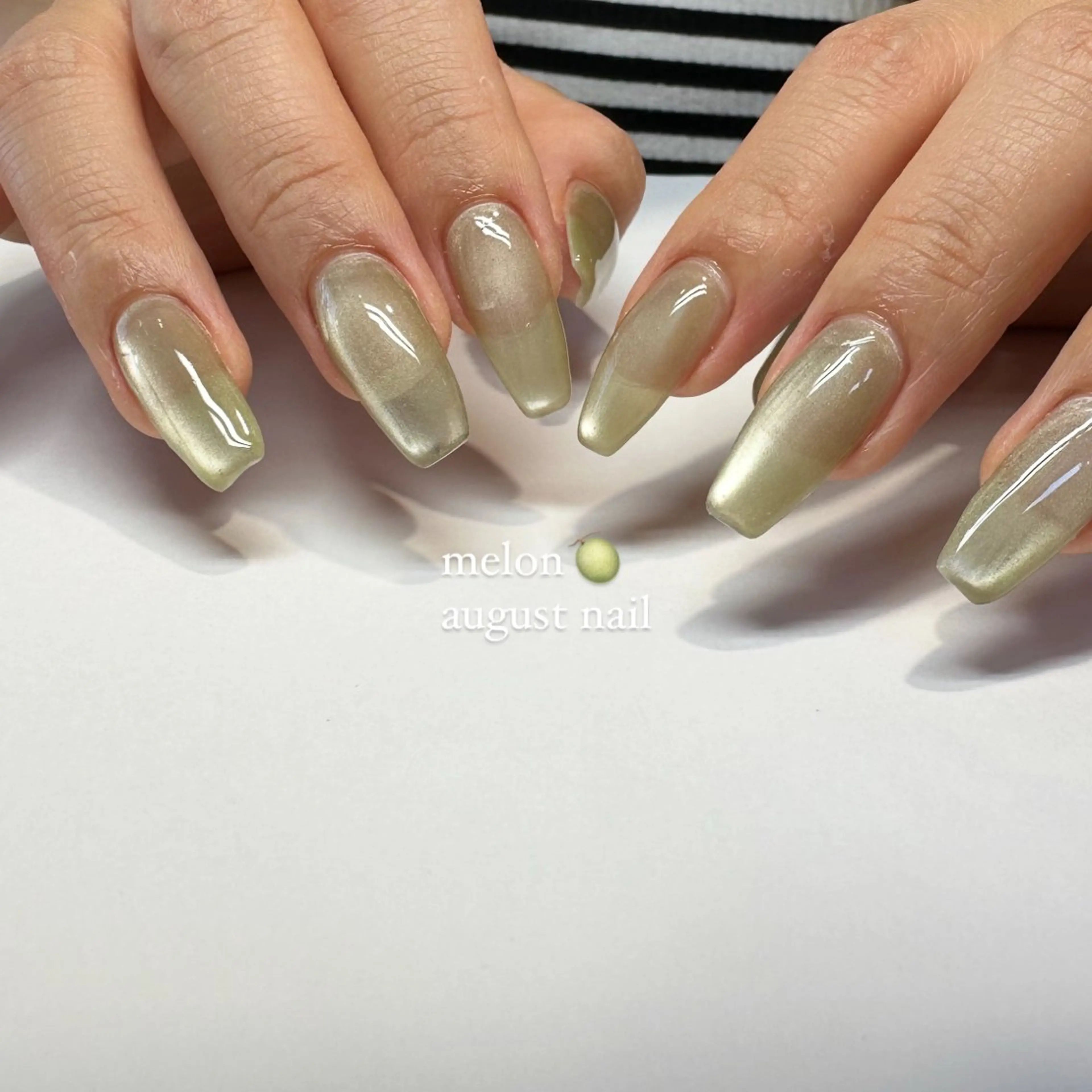 ネイル ハンドネイル 佐藤 穂乃香のネイルデザイン