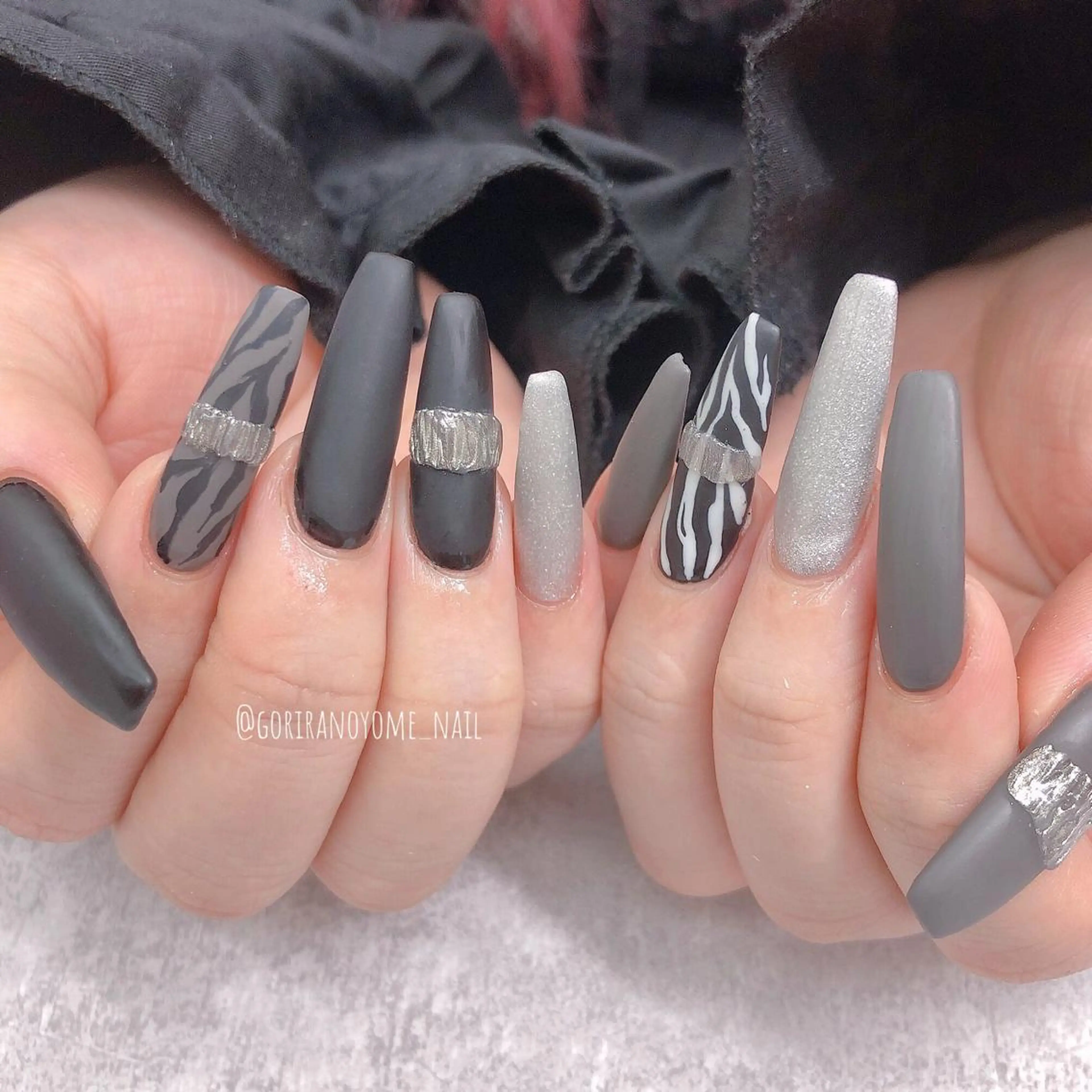 ネイル ロングネイル ナナイチゼロ I.Naoのネイルデザイン