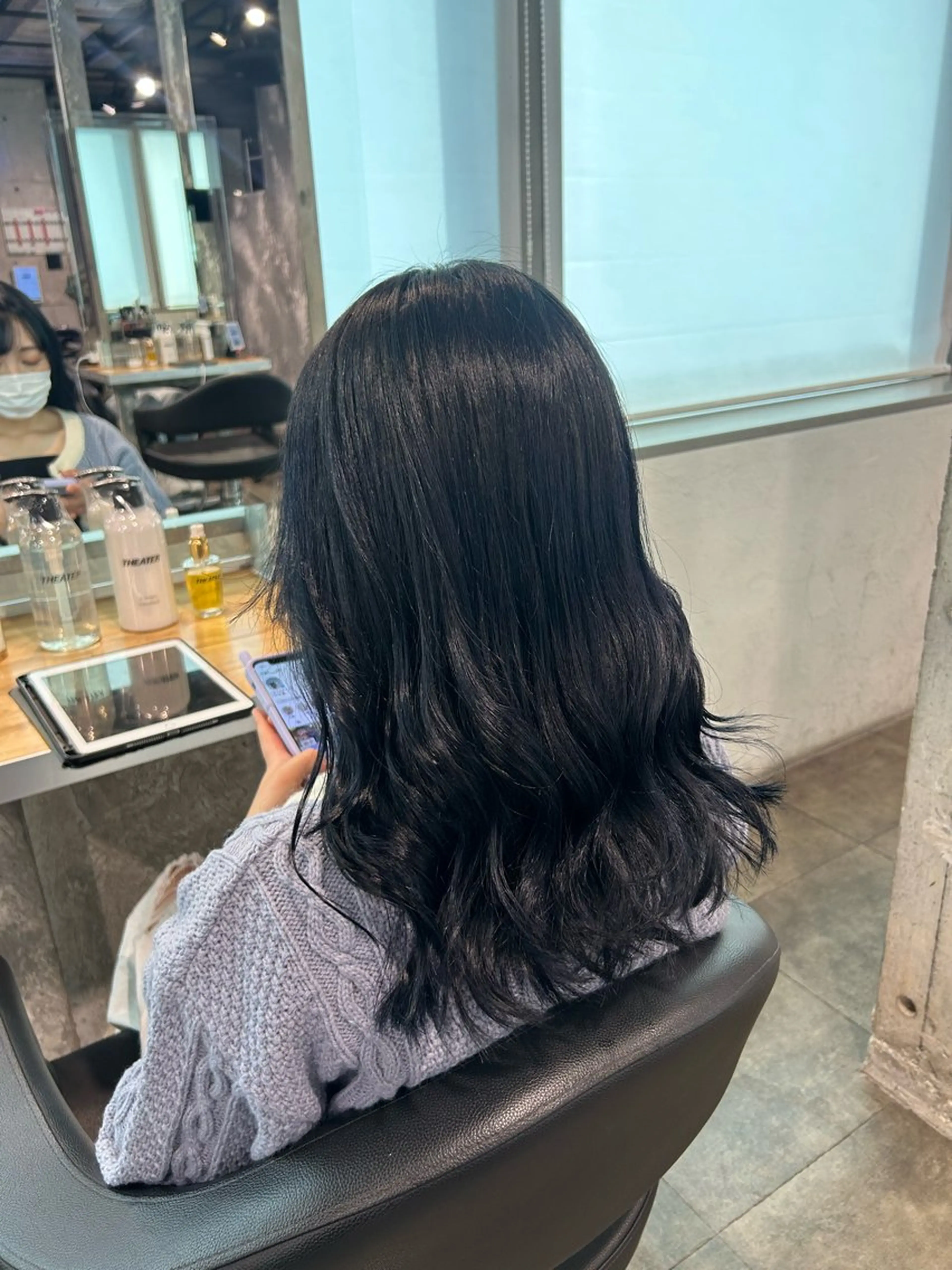 セミロング カラー パーマ ヘアアレンジ メンズ メンズ韓国風 黒髪 ブルーカラー ブルーブラック ダブルカラー カット ヘアカラー トリートメント ヘアセット 🫧ハイトーン🫧 TOPstylistのヘアスタイル