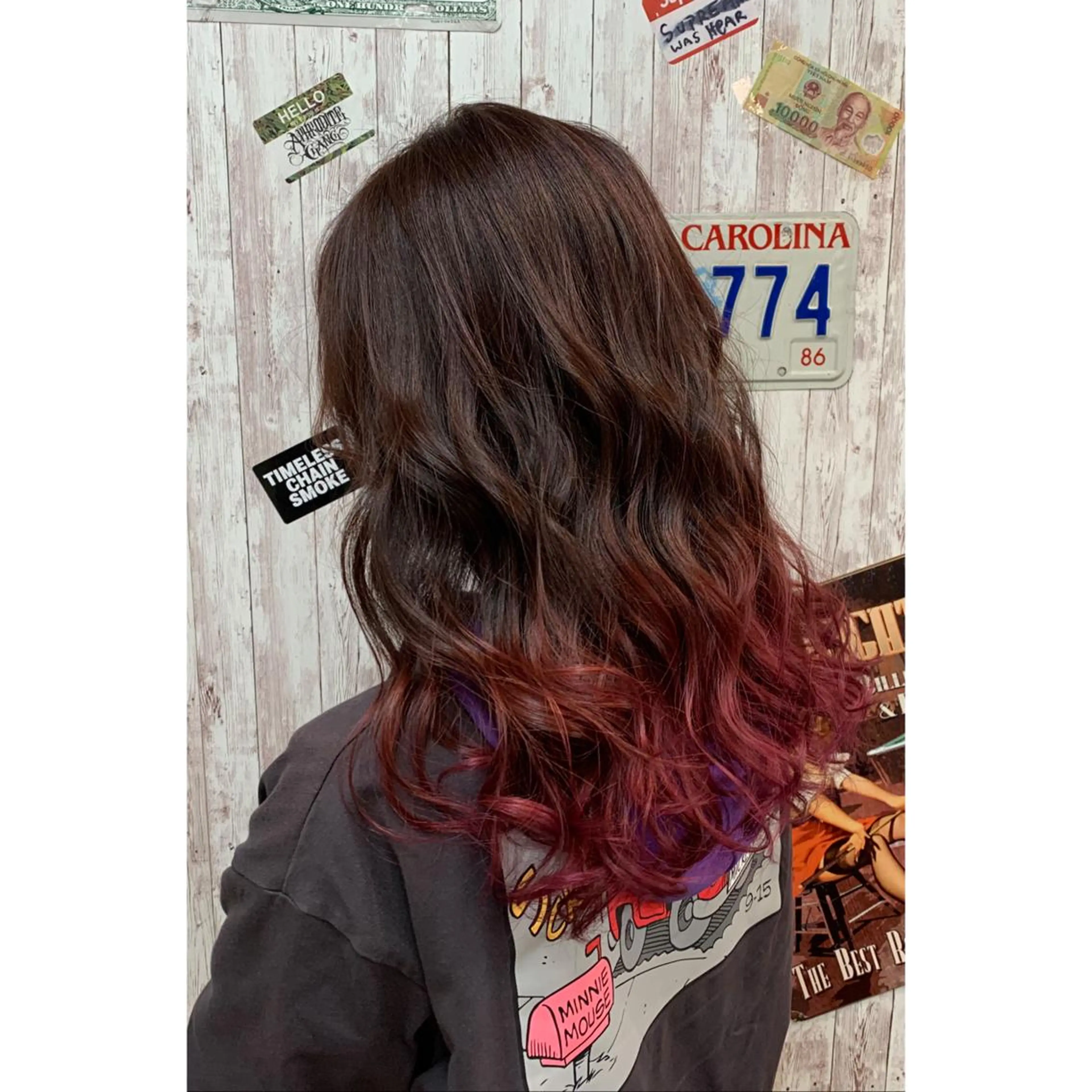 ロング カラー グラデーションカラー LaLaMoana Rickyのヘアスタイル