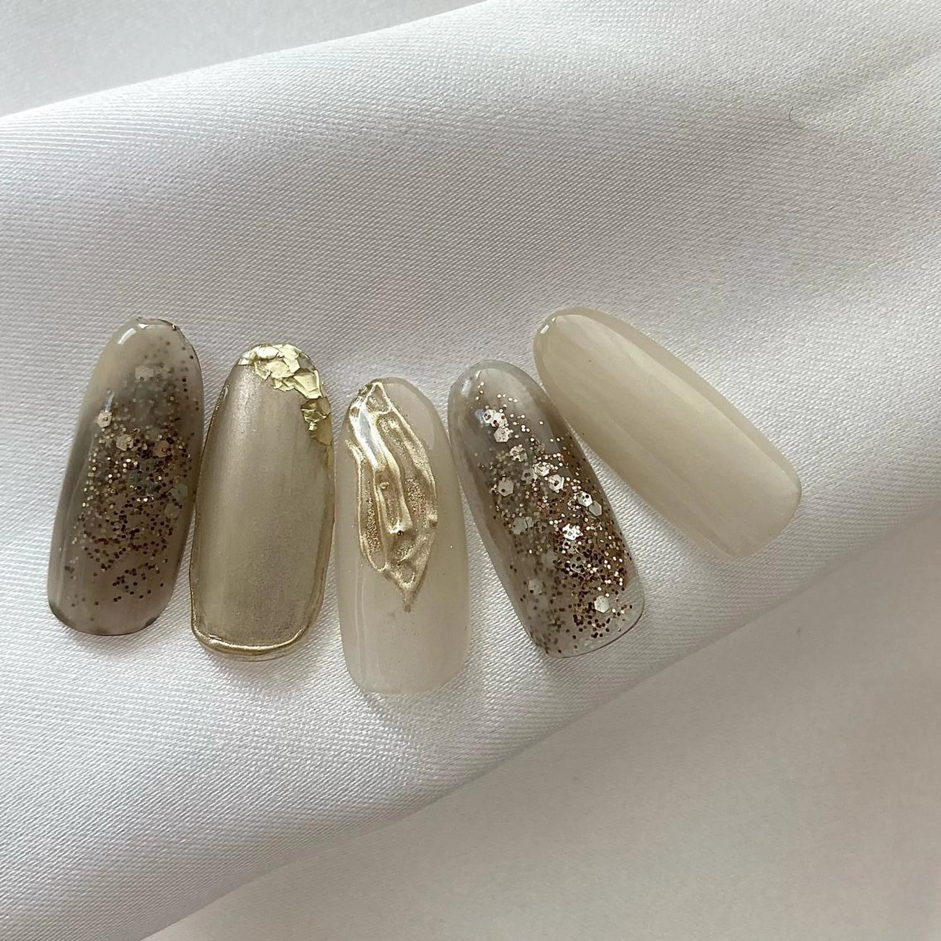 ネイル Ray. ／綺麗目ニュアンスのネイルデザイン