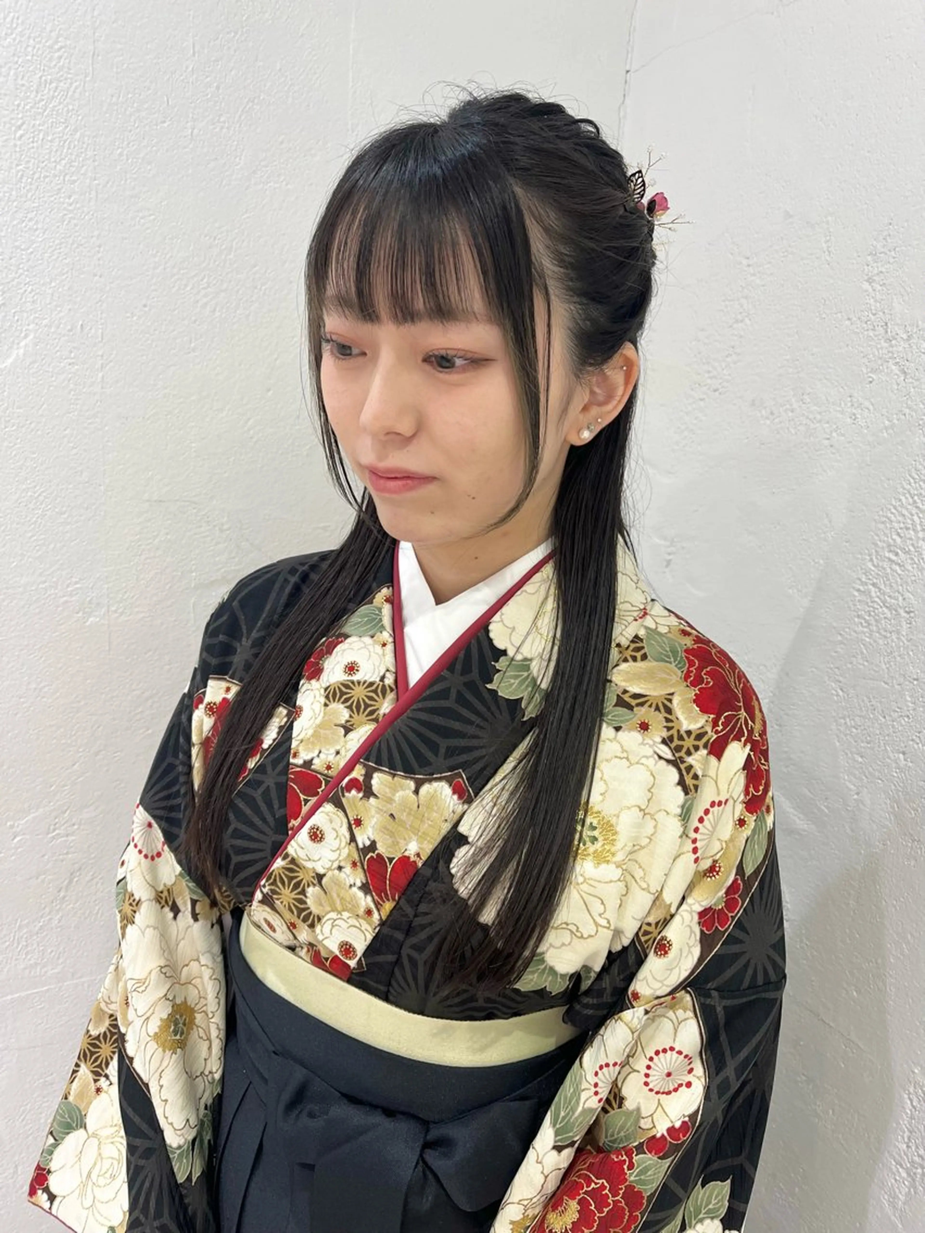 ロング ヘアアレンジ ハーフアップ 着物ヘア 卒業式のヘアスタイル 着付け 透明感カラー/ 髪質改善/着付けのその他イメージ