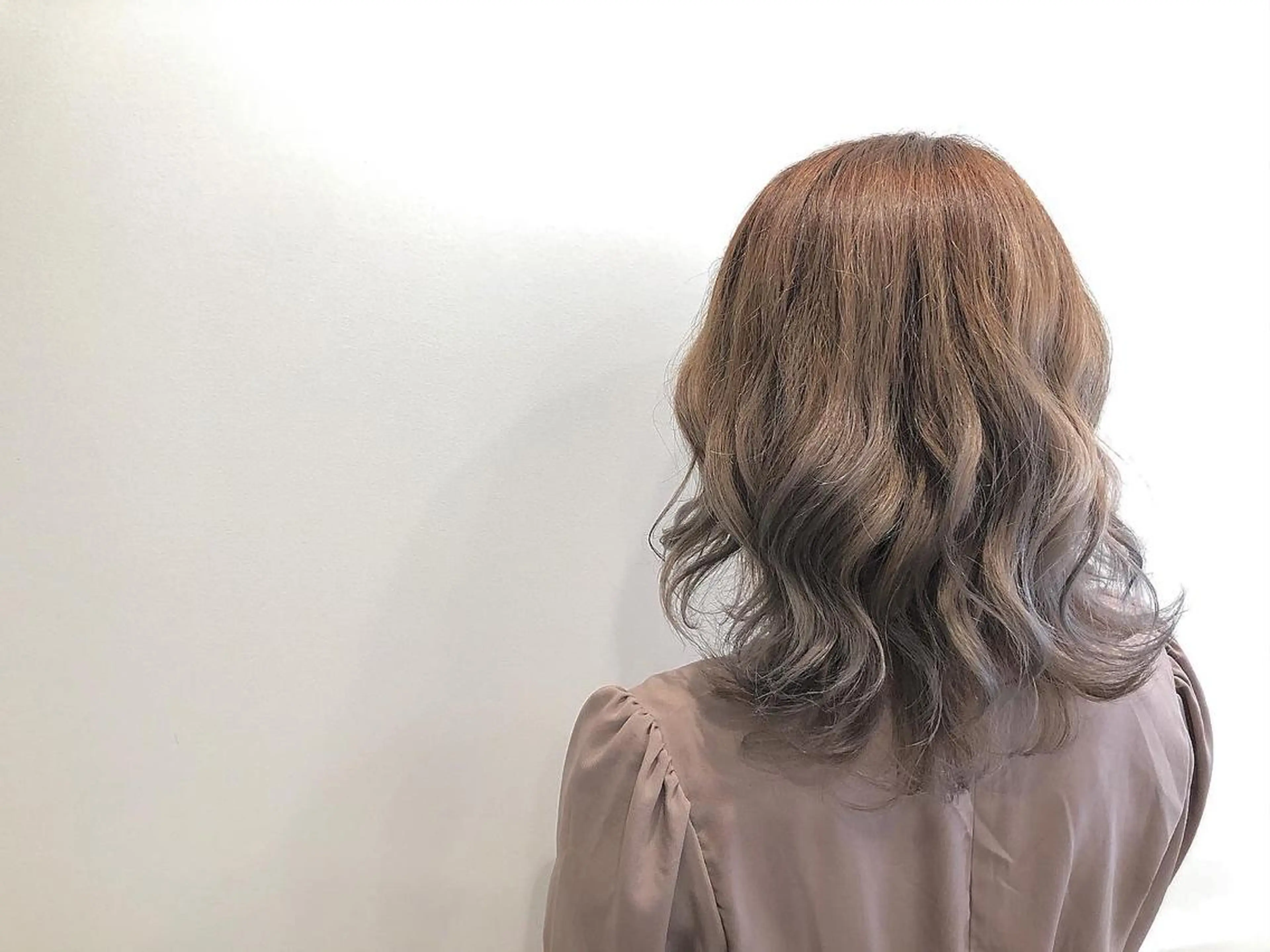 ミディアム GO TODAY SHAiRE SALON原宿Stella店所属・GO TODAY シェアサロンのヘアスタイル