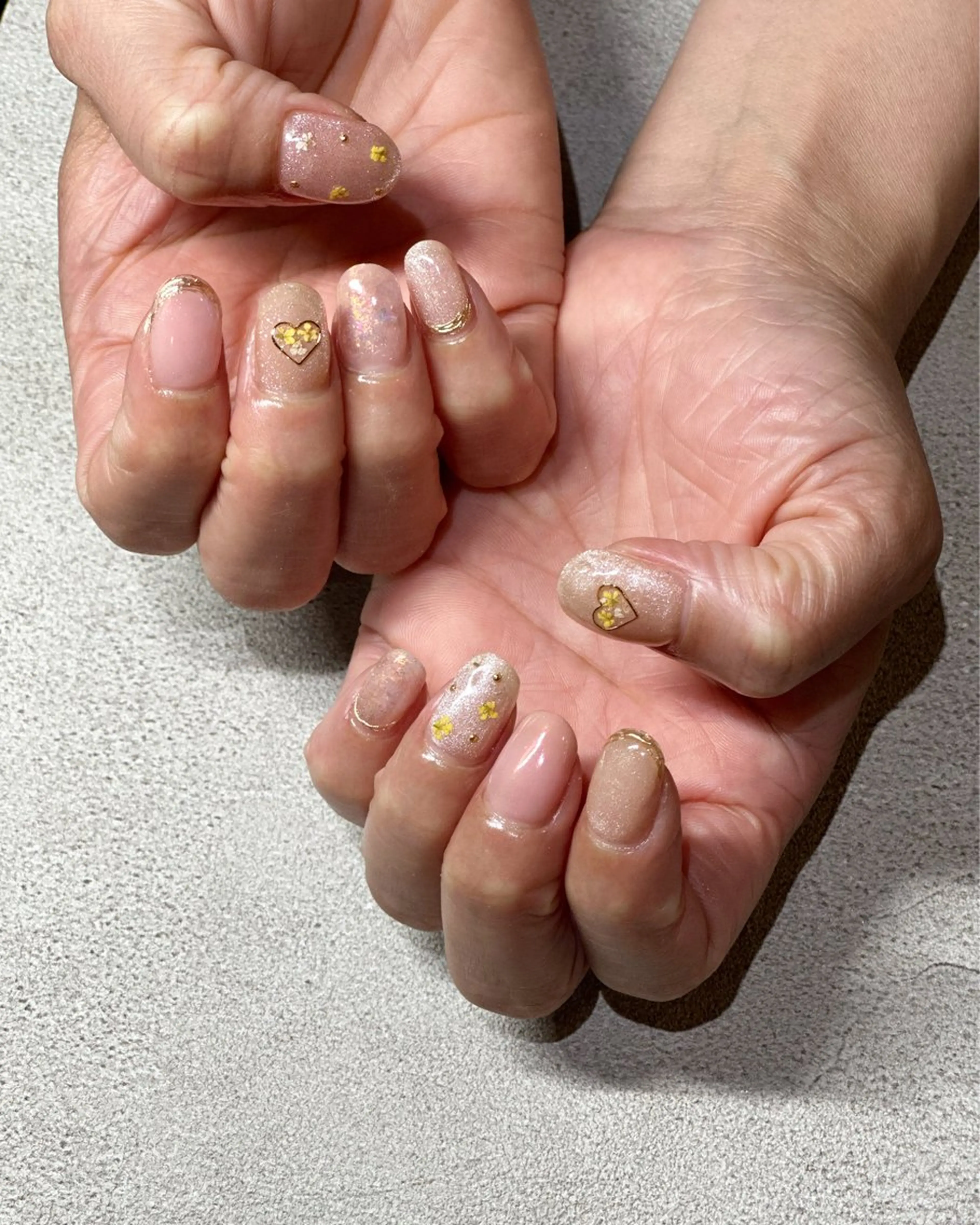 ネイル ストーンネイル Hair＆Esthe＆Nail　Garden所属・Garden Takeuchiのネイルデザイン