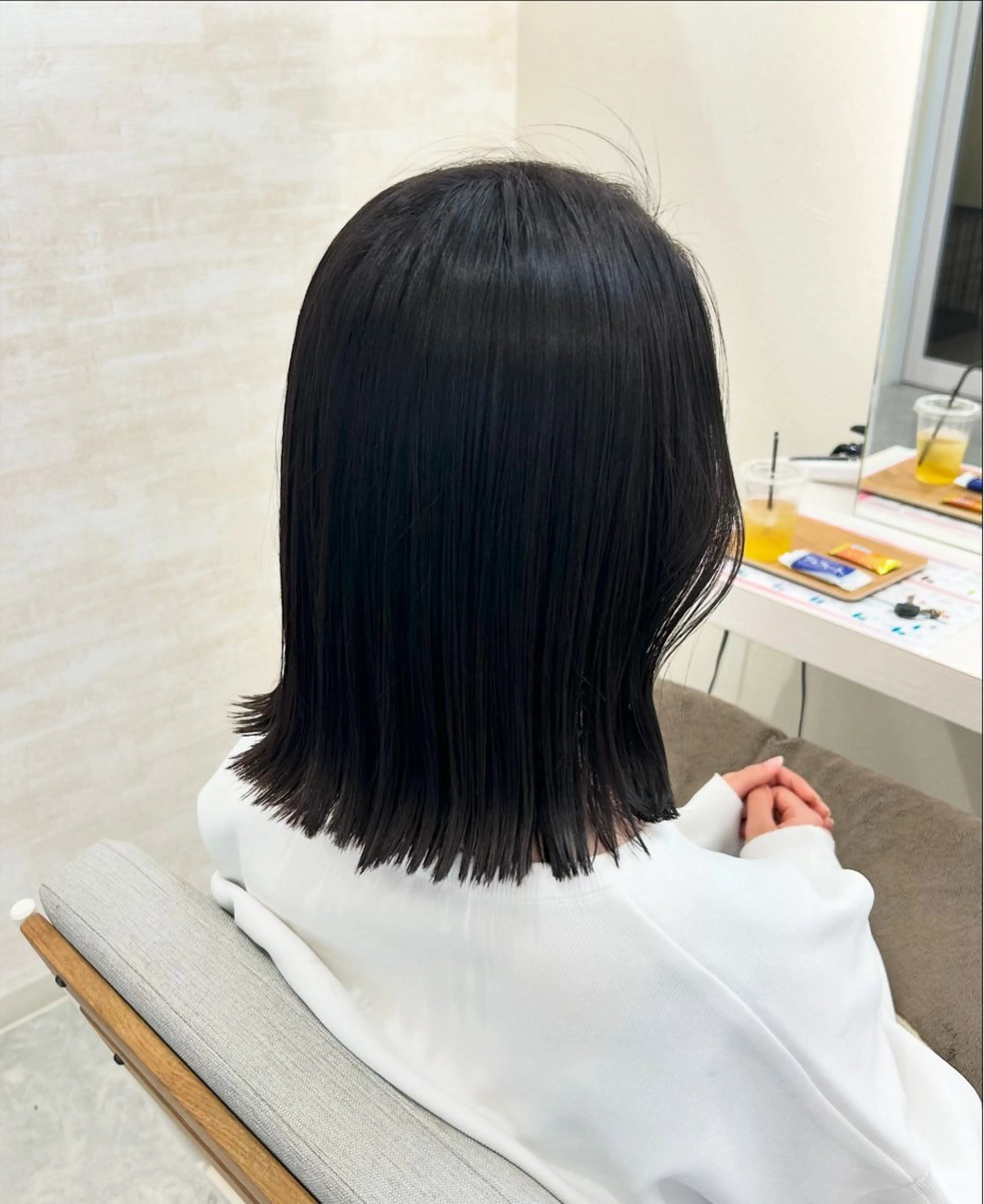 ミディアム カラー ヘアアレンジ カット ヘアカラー トリートメント 髪質改善&艶感カラー 🪄岡井美結のヘアスタイル