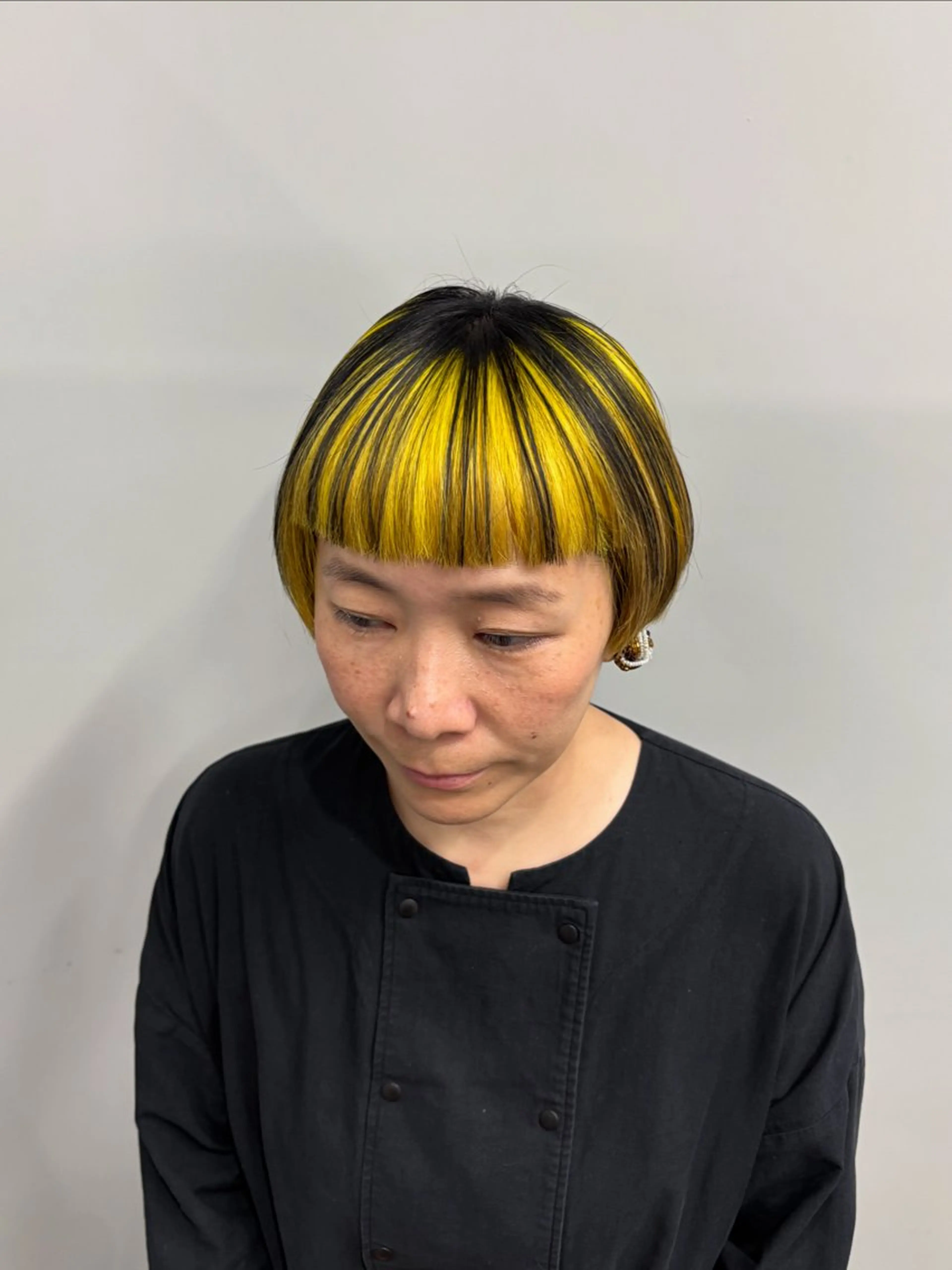ショート カラー Amour所属・🌐【voler】 Ayanaのヘアスタイル