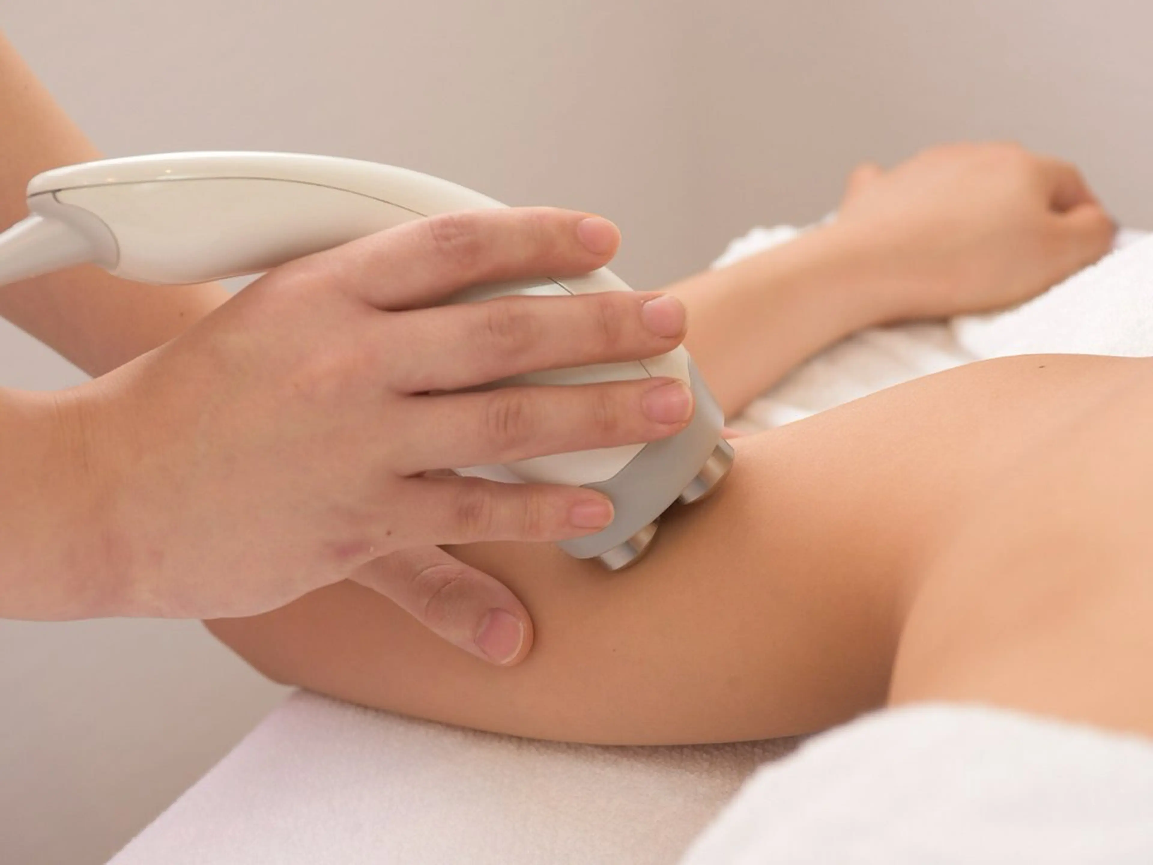 3周年記念期間限定30%OFF【WINBACK】上半身重点的メニュー(全身希望の方は+¥11000で可)ブライダル直前◎の写真